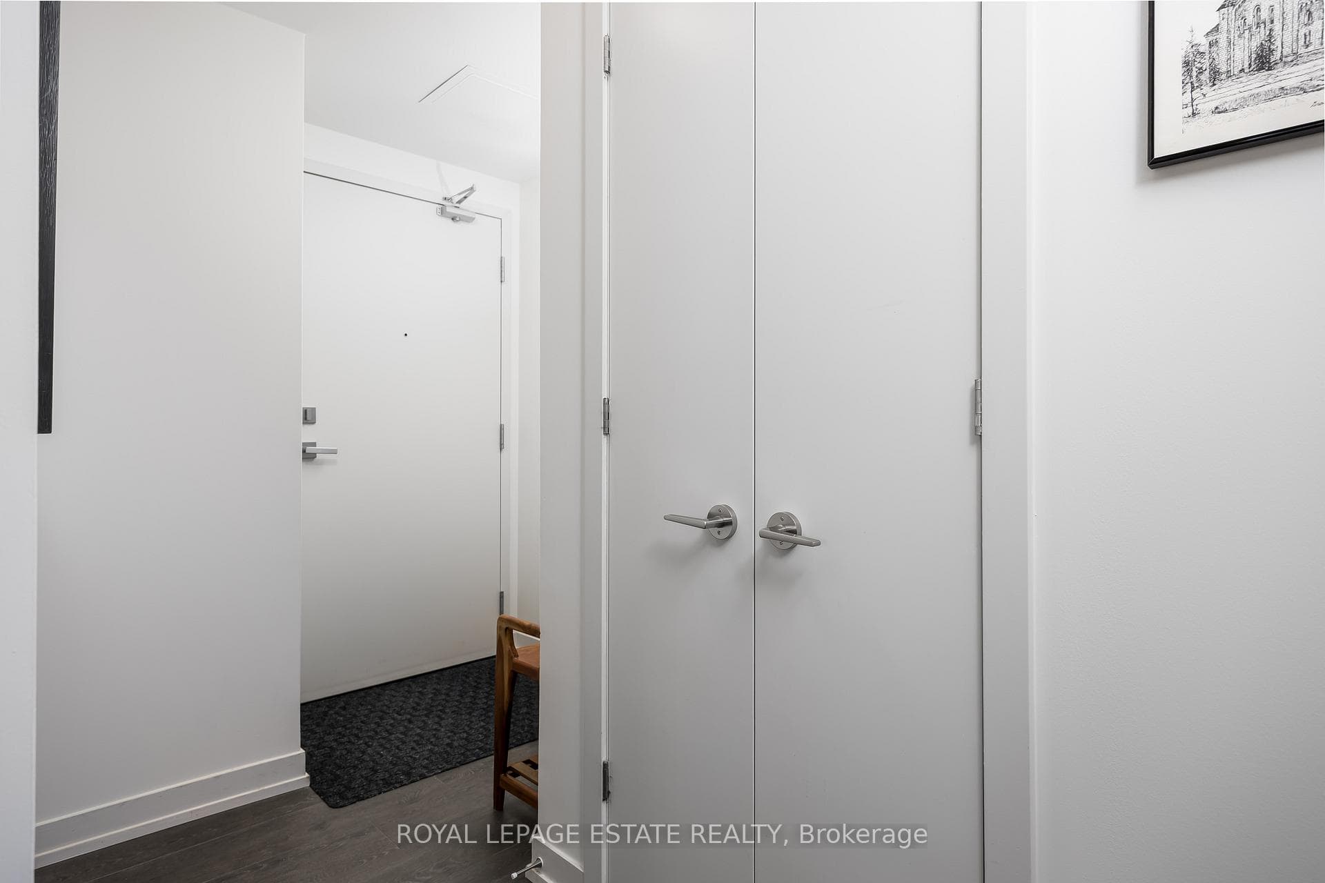 90 Glen Everest Road Unit 611 - Condo photo 4 of 23 in Birch Cliff / Cliffside, Ontario