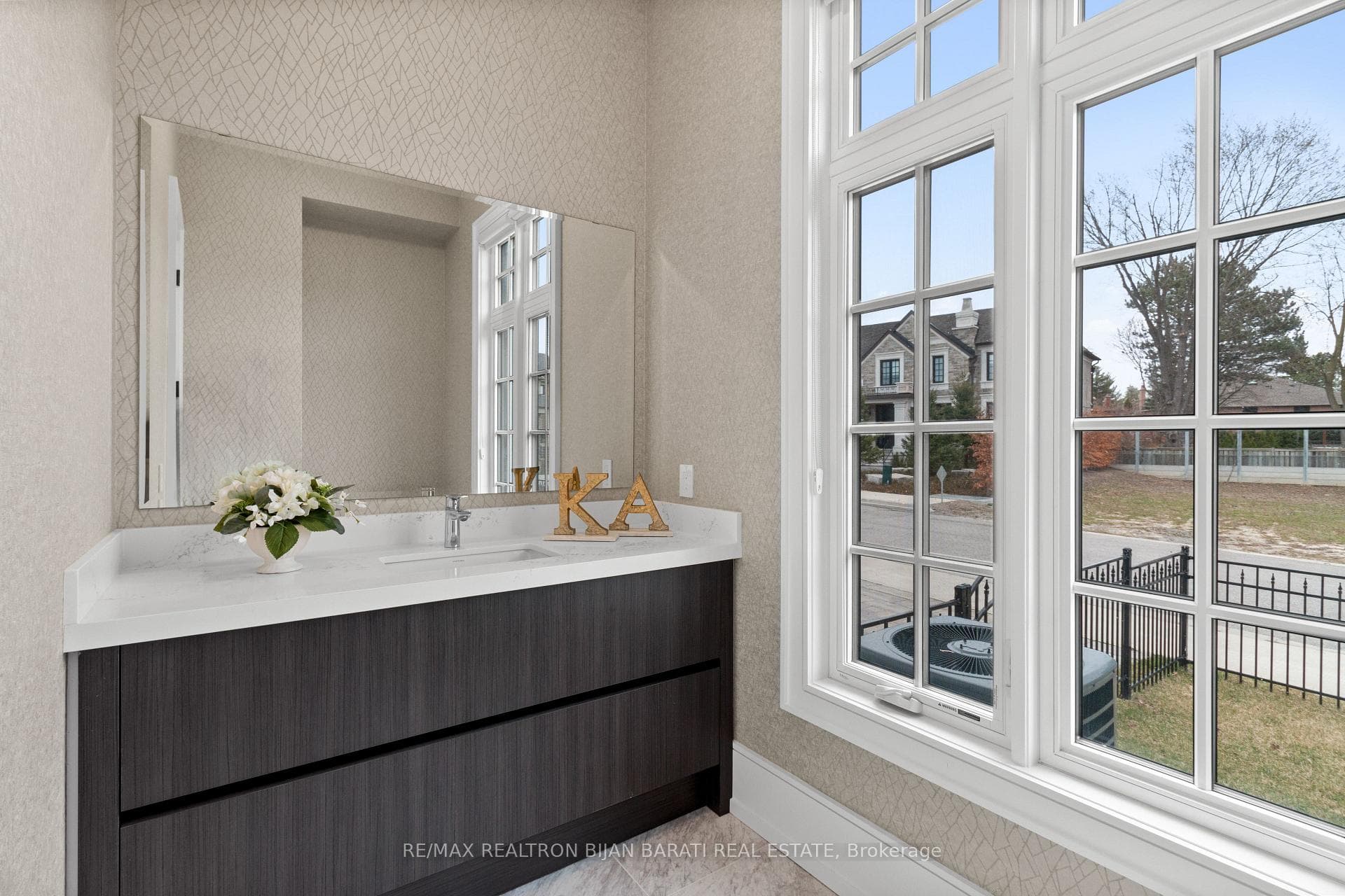 29 Ballyconnor Court - Detached photo 23 of 49 in Hillcrest Village / Bayview Village, Ontario
