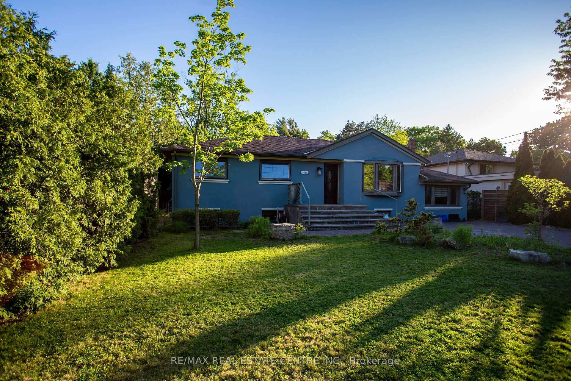 2450 Edenhurst Drive - Detached for sale in Mississauga