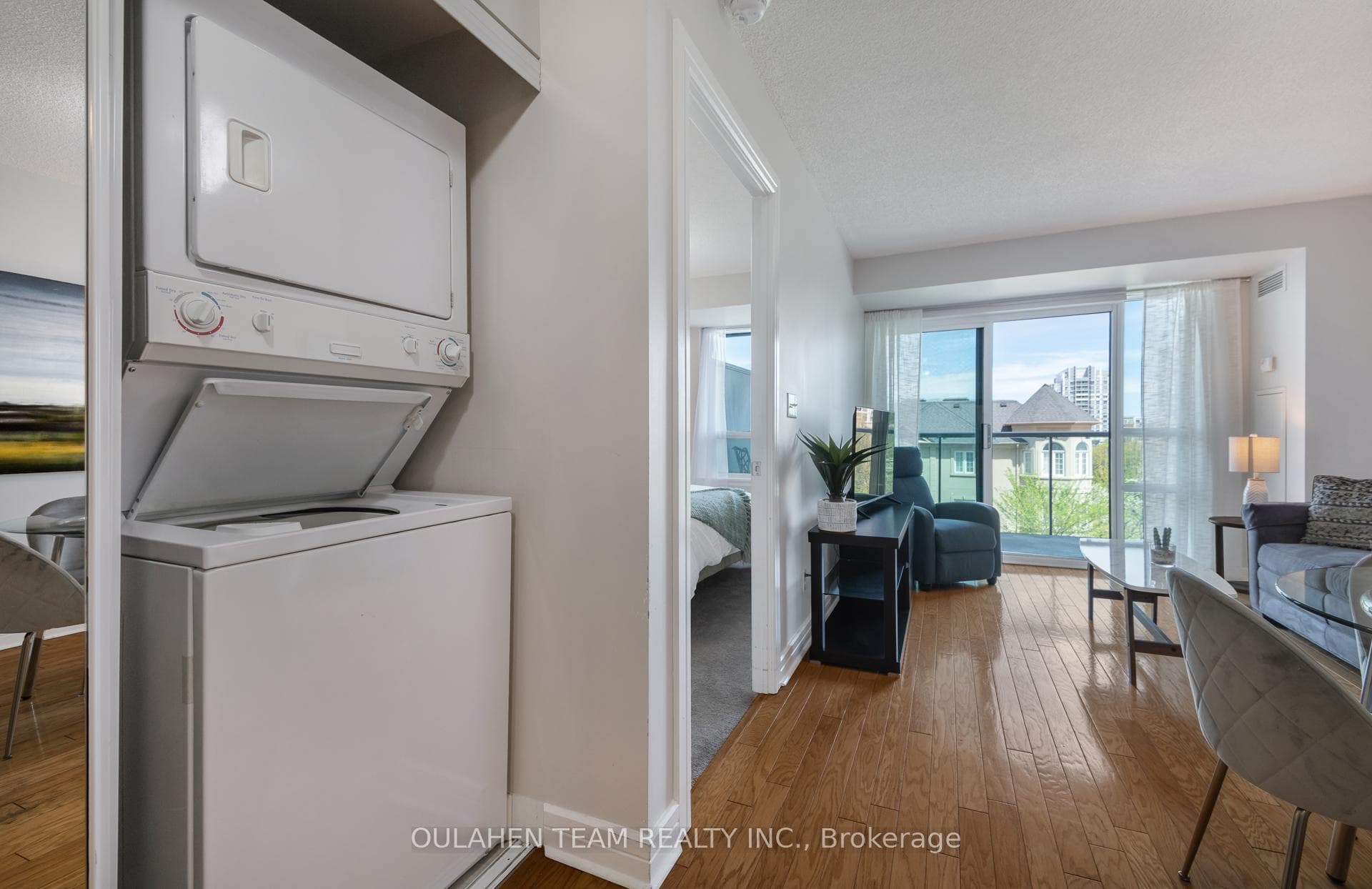 16 Harrison Garden Boulevard Unit 309 - Condo photo 13 of 35 in Willowdale / Newtonbrook, Ontario