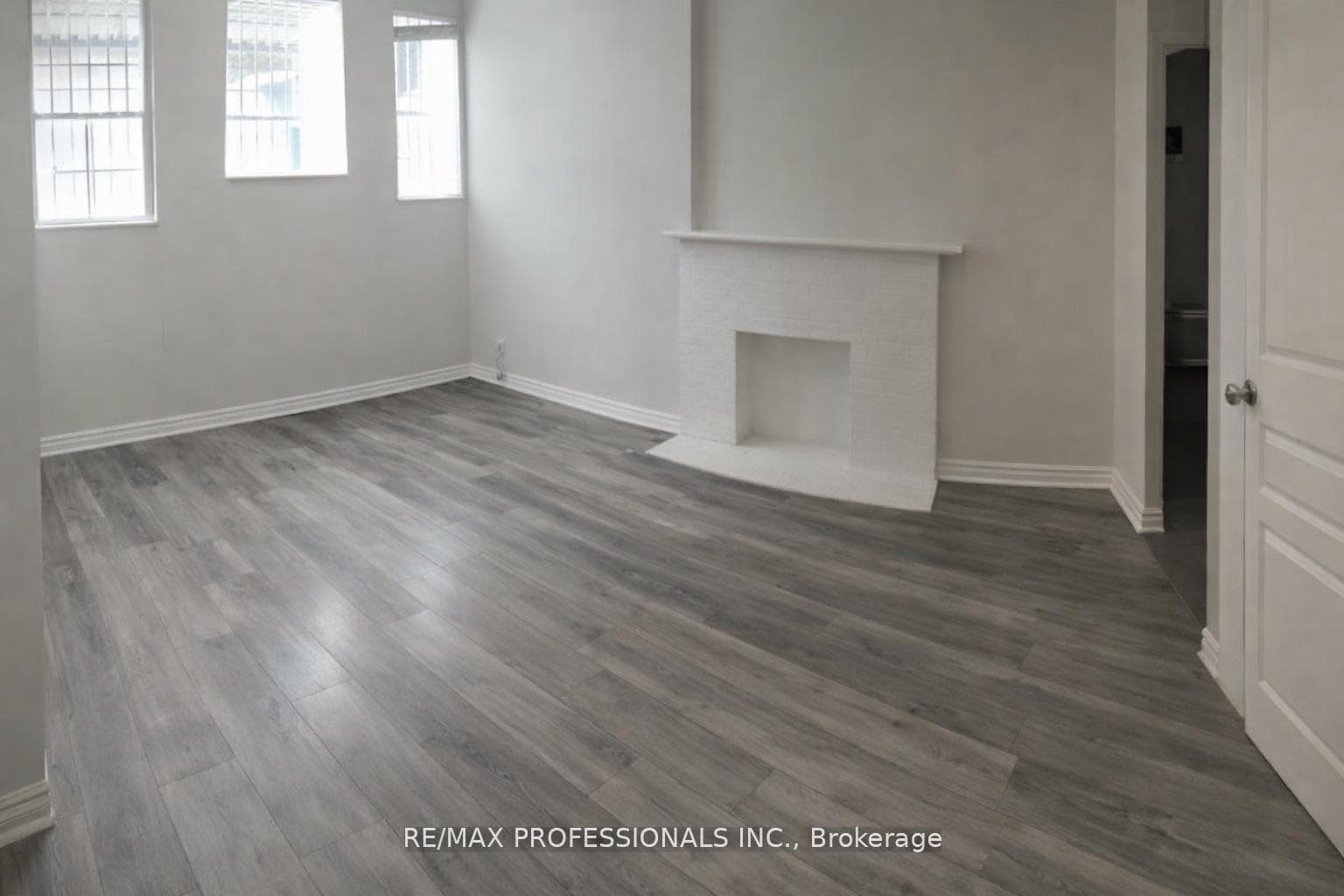 412 Jarvis Street Unit 105 - Condo photo 3 of 18 in Regent Park / Cabbagetown / St. James Town, Ontario