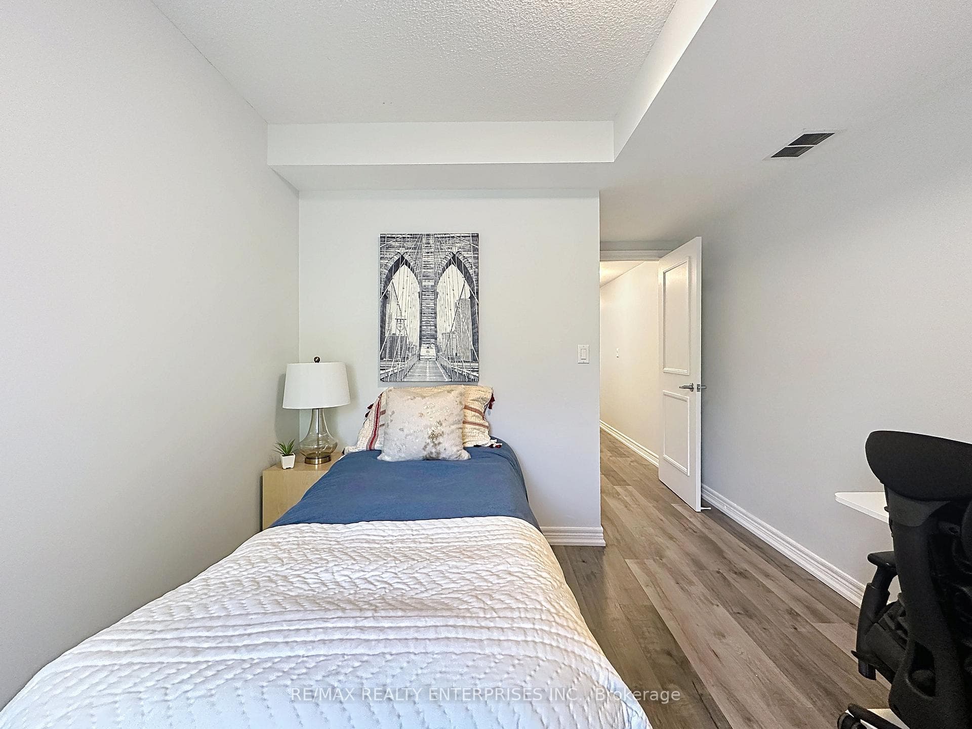 52 Aerodrome Crescent Unit 102 - Condo photo 38 of 47 in Flemingdon Park / Don Mills, Ontario