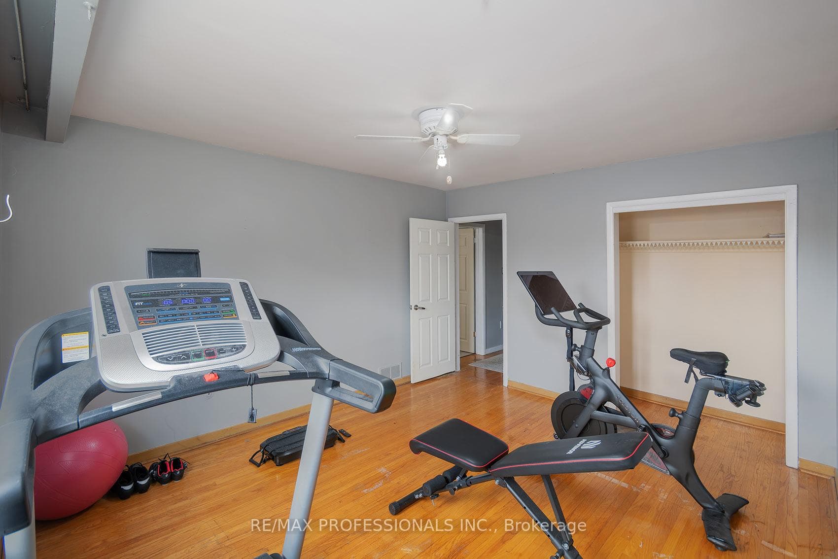 315 Markland Drive - Detached photo 27 of 41 in Etobicoke (Islington / Rexdale), Ontario
