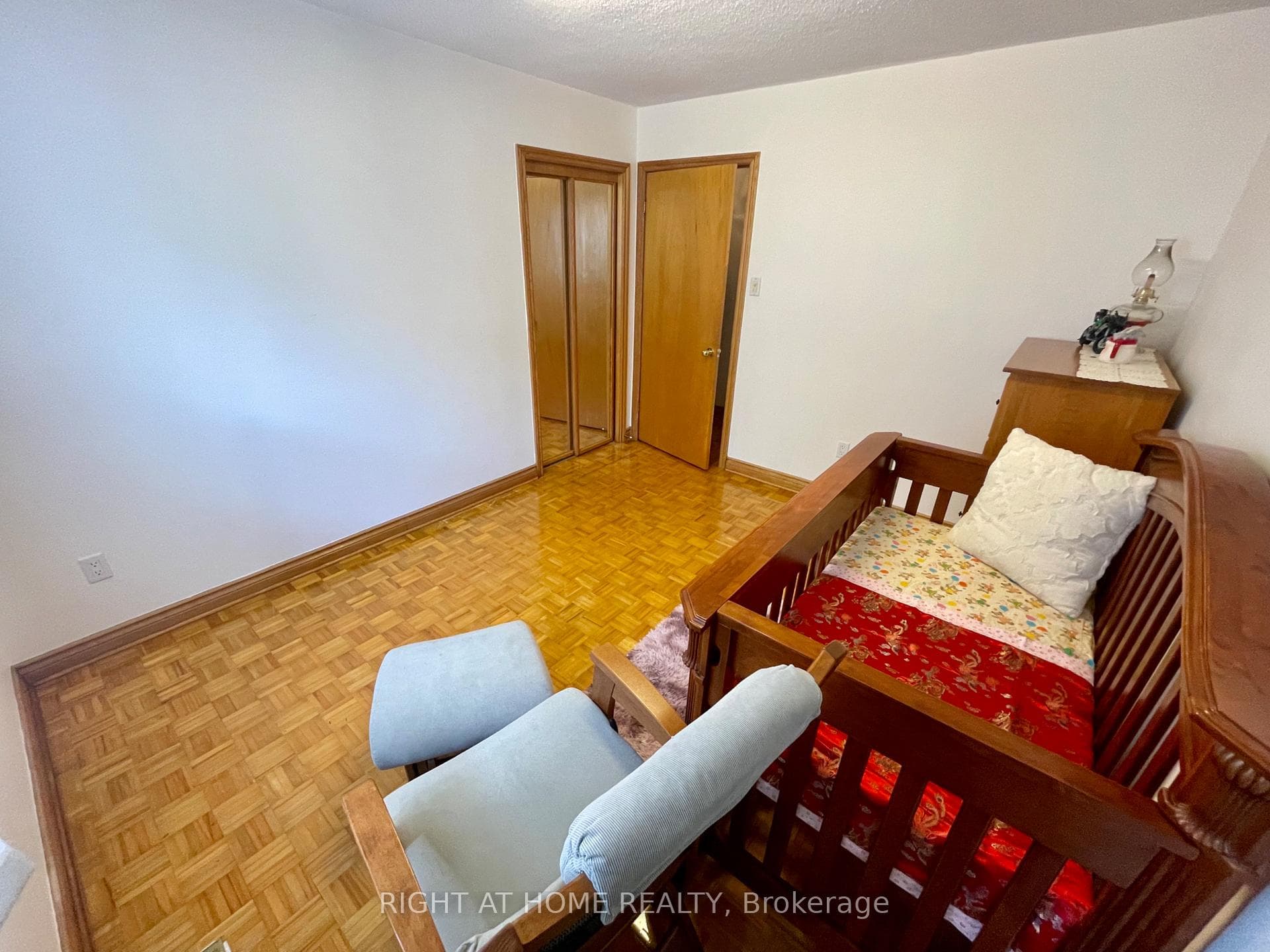 40 Bellevue Avenue - Semi-Detached photo 24 of 34 in Downtown Toronto / Waterfront, Ontario
