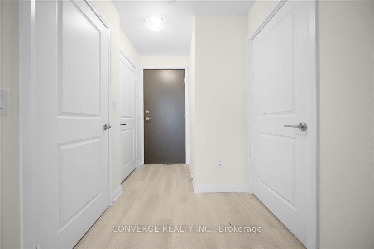 3260 Sheppard Avenue Unit 2501 - Condo photo 2 of 25 in Scarborough Village / Eglinton East, Ontario