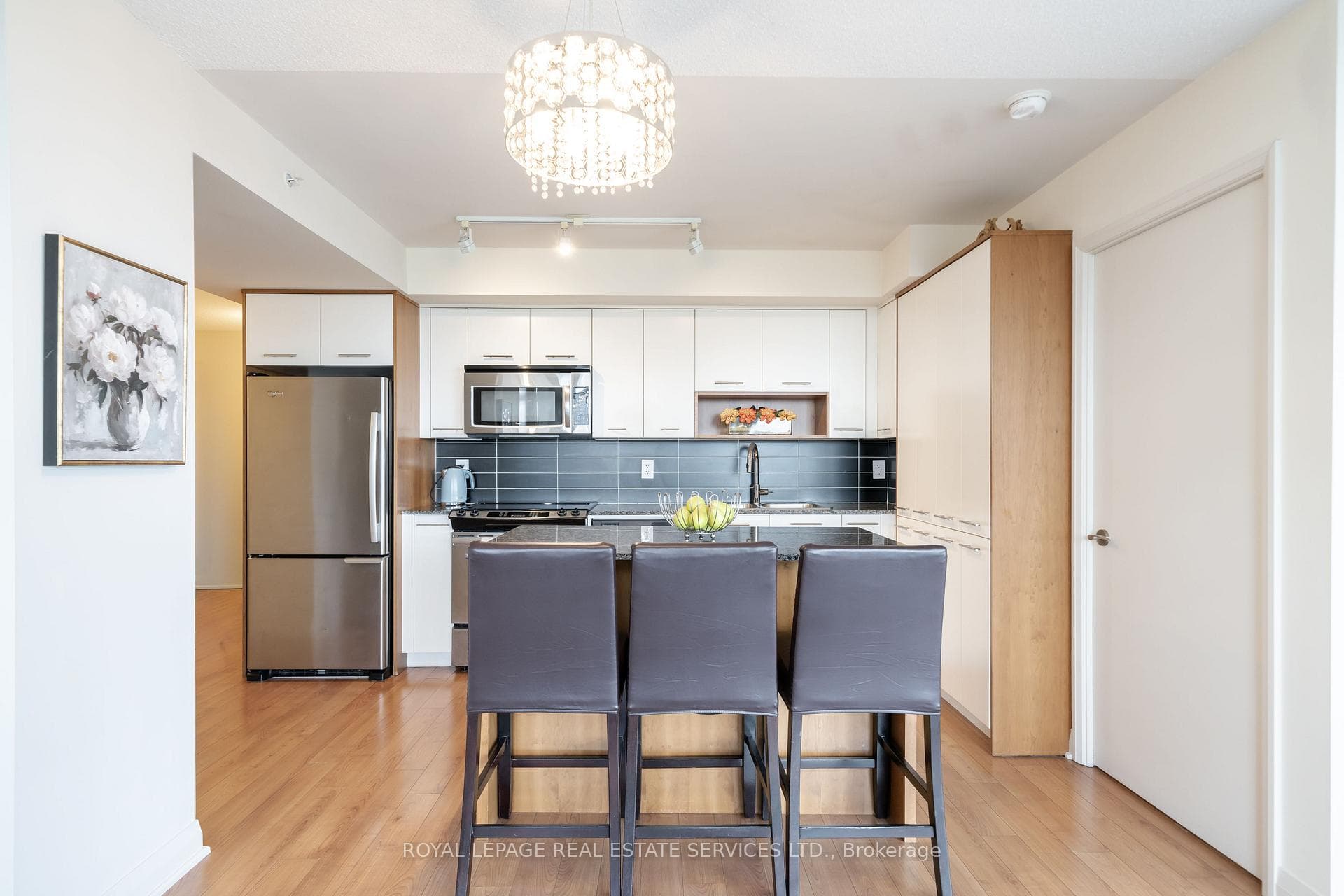 1 Valhalla Inn Road Unit 607 - Condo photo 3 of 47 in Etobicoke (Islington / Rexdale), Ontario