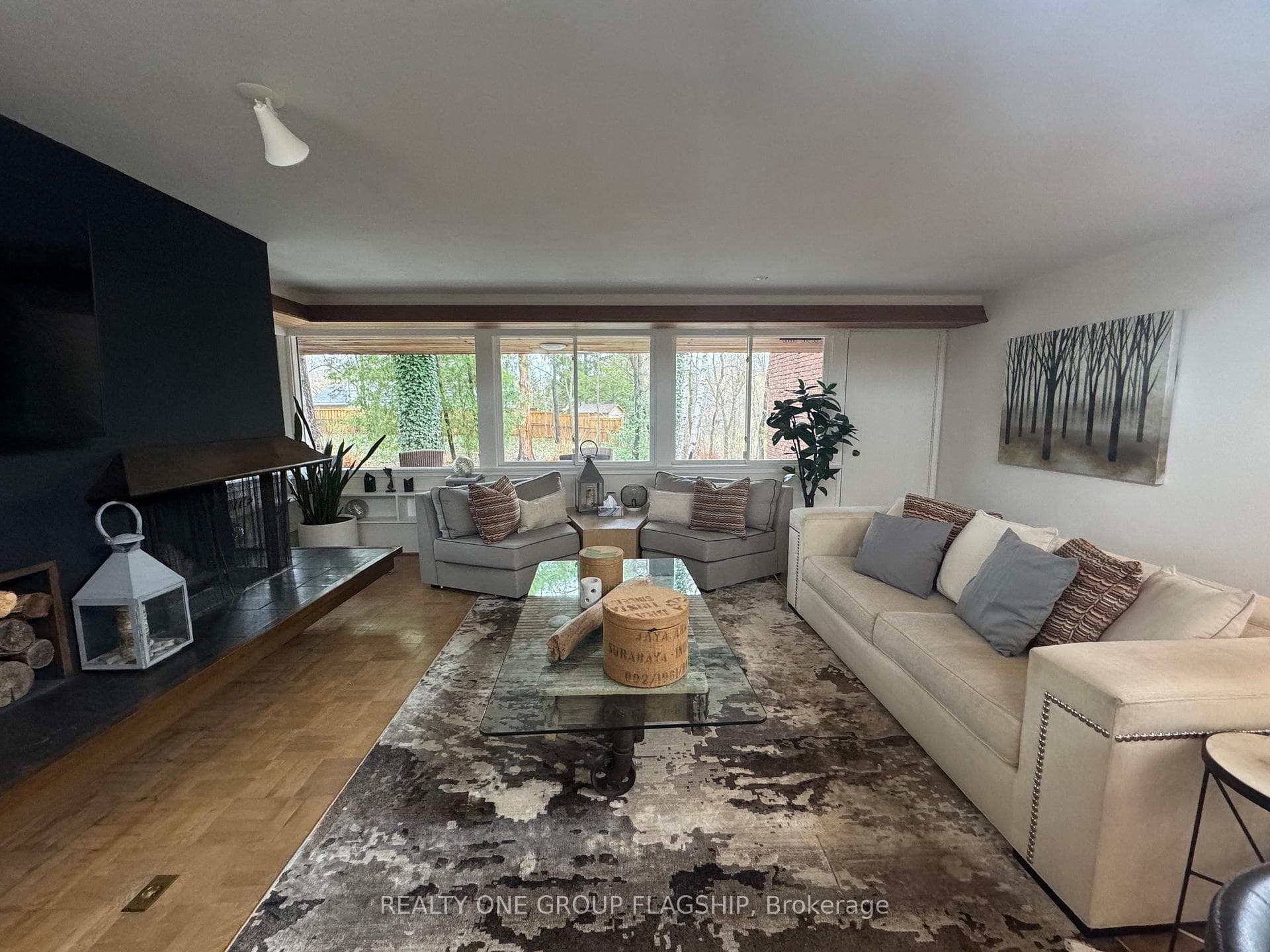1379 Clarkson Road - Detached photo 6 of 34 in Mississauga, Ontario