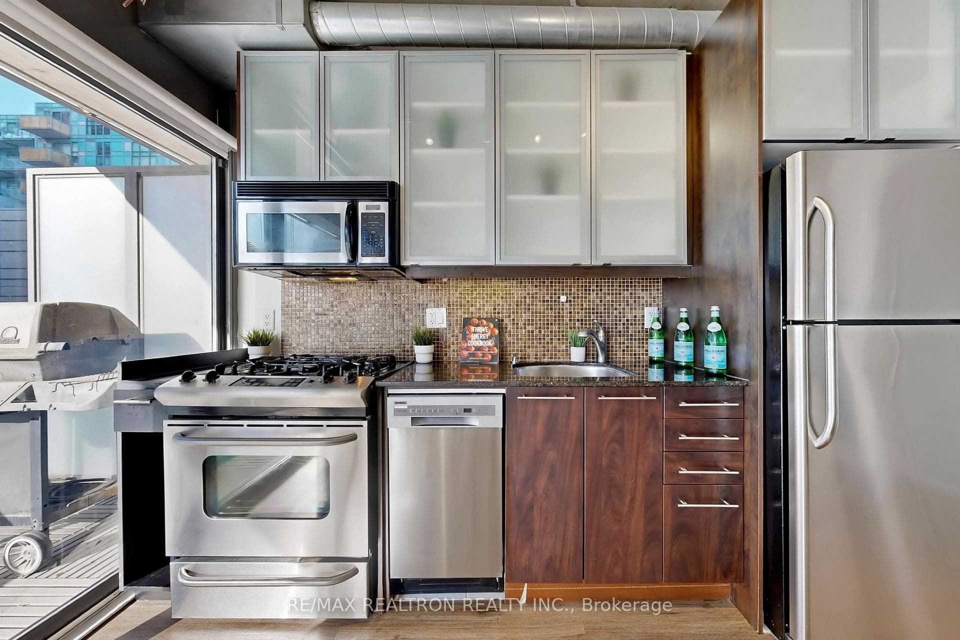533 Richmond Street Unit 408 - Condo photo 9 of 23 in Downtown Toronto / Waterfront, Ontario