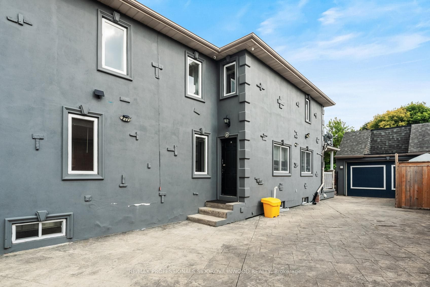 197 Lambton Avenue - Detached photo 36 of 46 in Keelesdale / Eglinton West, Ontario