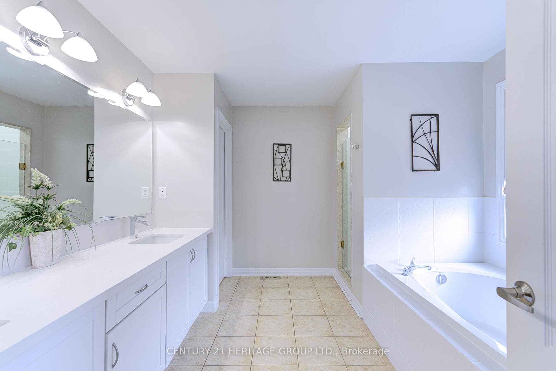 1406 Marshall Crescent - Detached photo 26 of 50 in Milton, Ontario