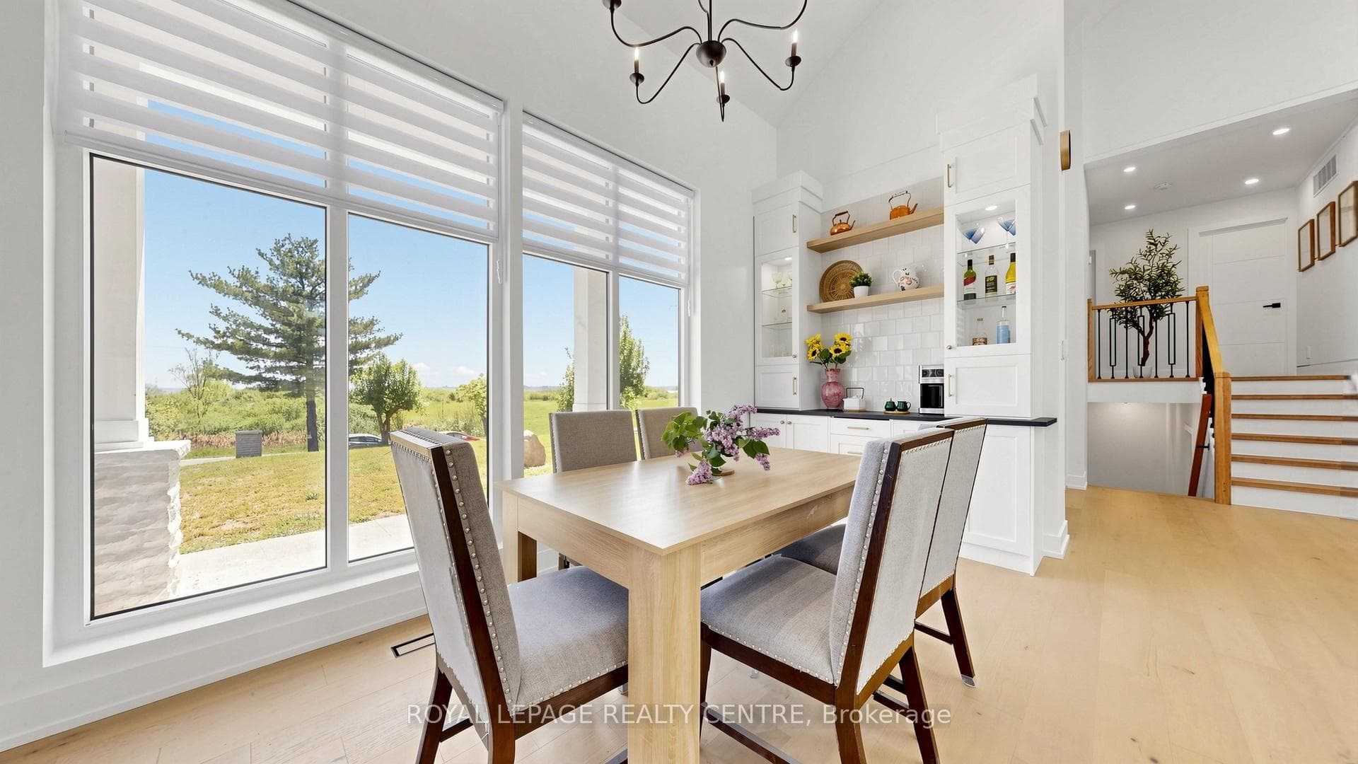 521 Old York Road - Detached photo 12 of 49 in Burlington, Ontario