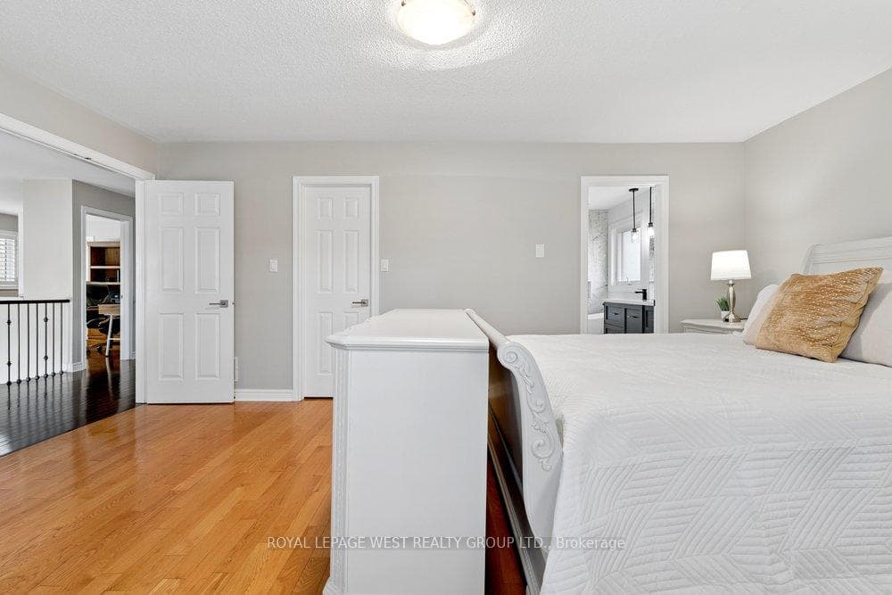 2293 Carpenters Circle - Detached photo 34 of 50 in Oakville, Ontario