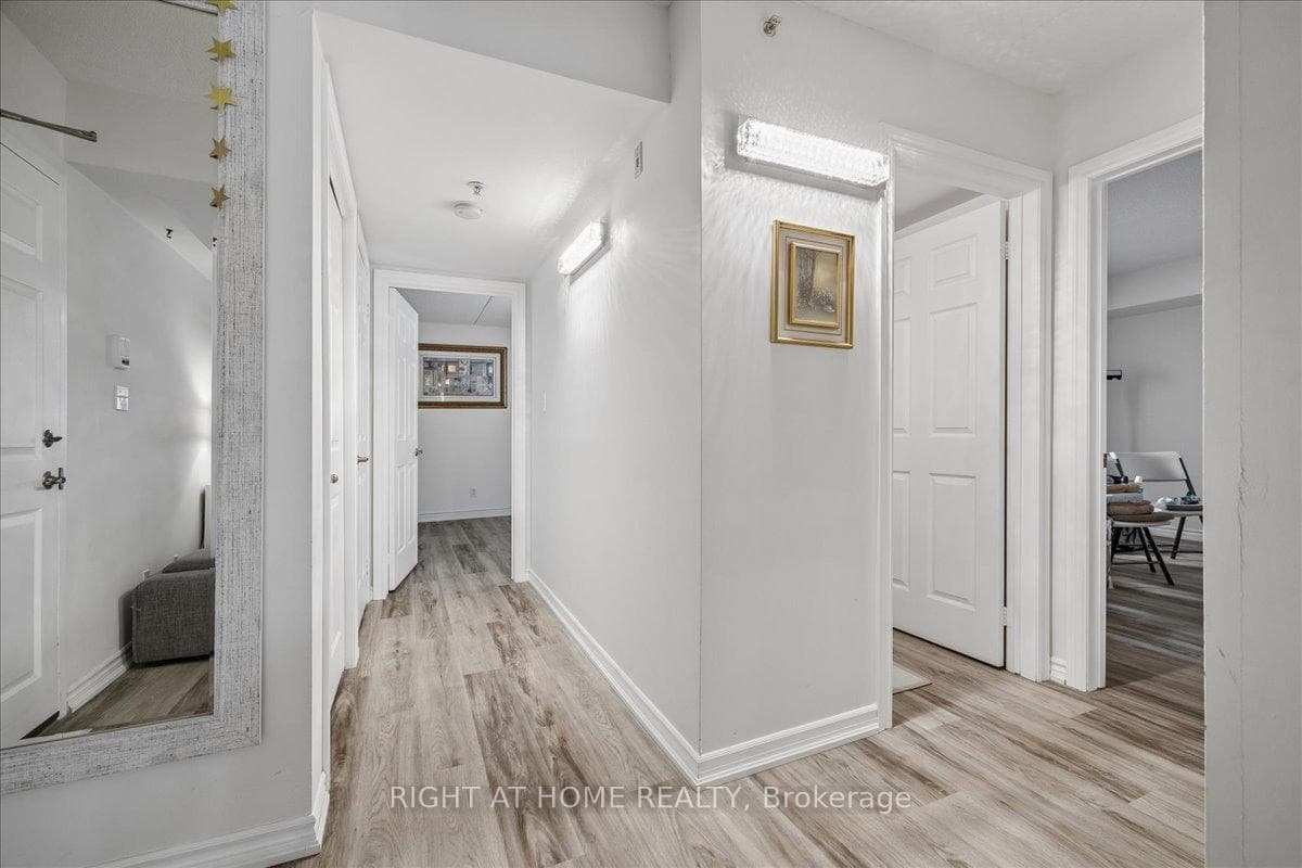 1451 Walker's Line Unit Unit # 312 - Condo photo 31 of 47 in Burlington, Ontario
