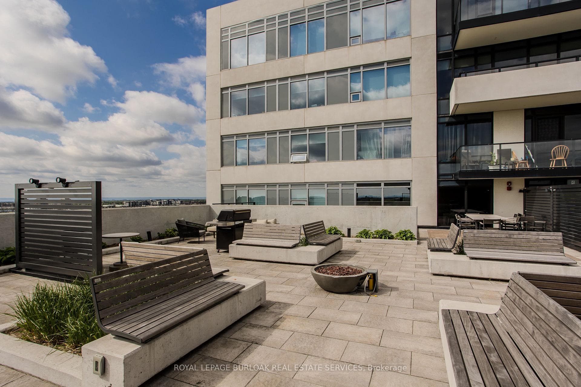 3200 William Coltson Avenue Unit 406 - Condo photo 20 of 27 in Oakville, Ontario