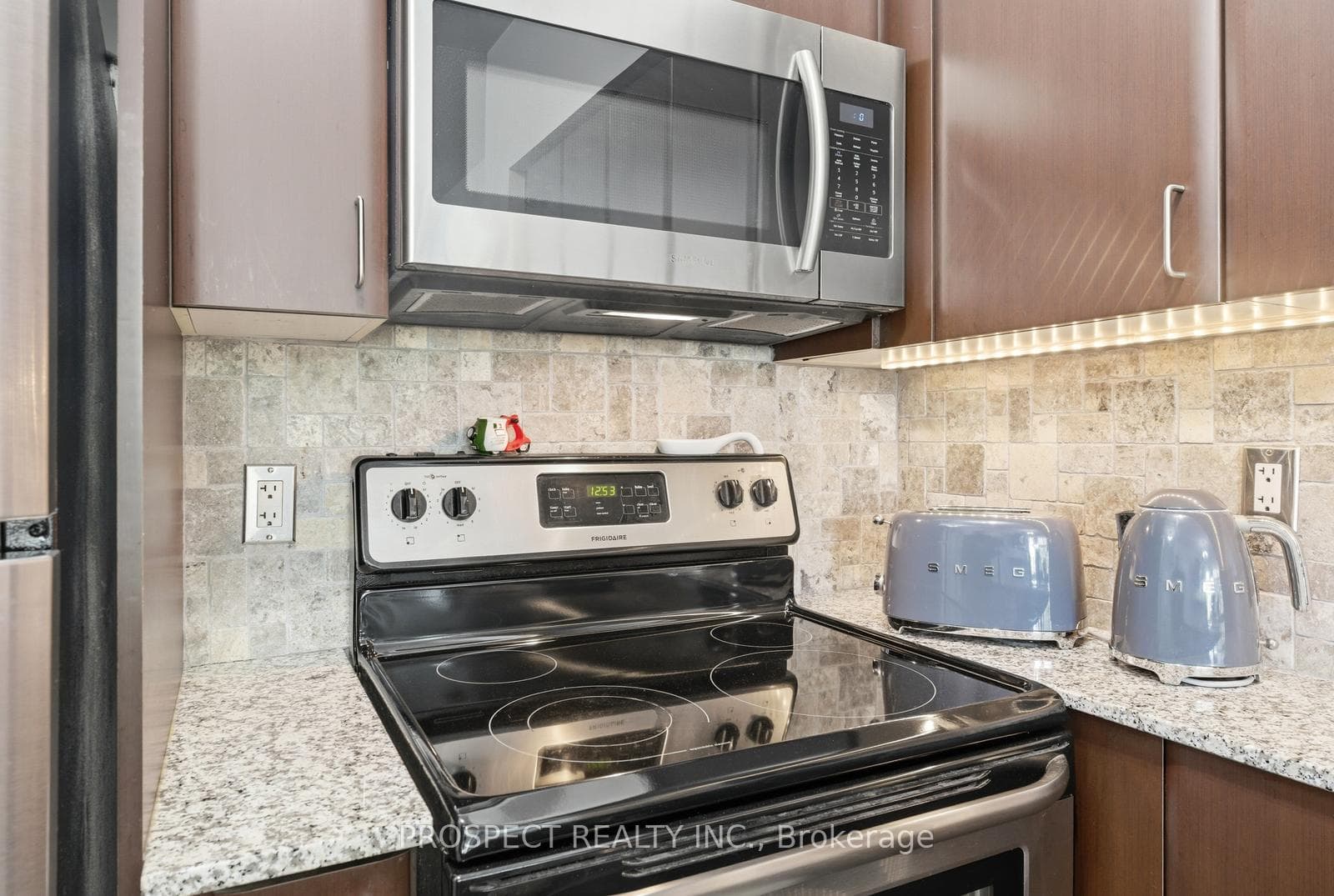 525 Wilson Avenue Unit 129 - Condo photo 9 of 31 in North York (Bathurst Manor / Clanton Park), Ontario