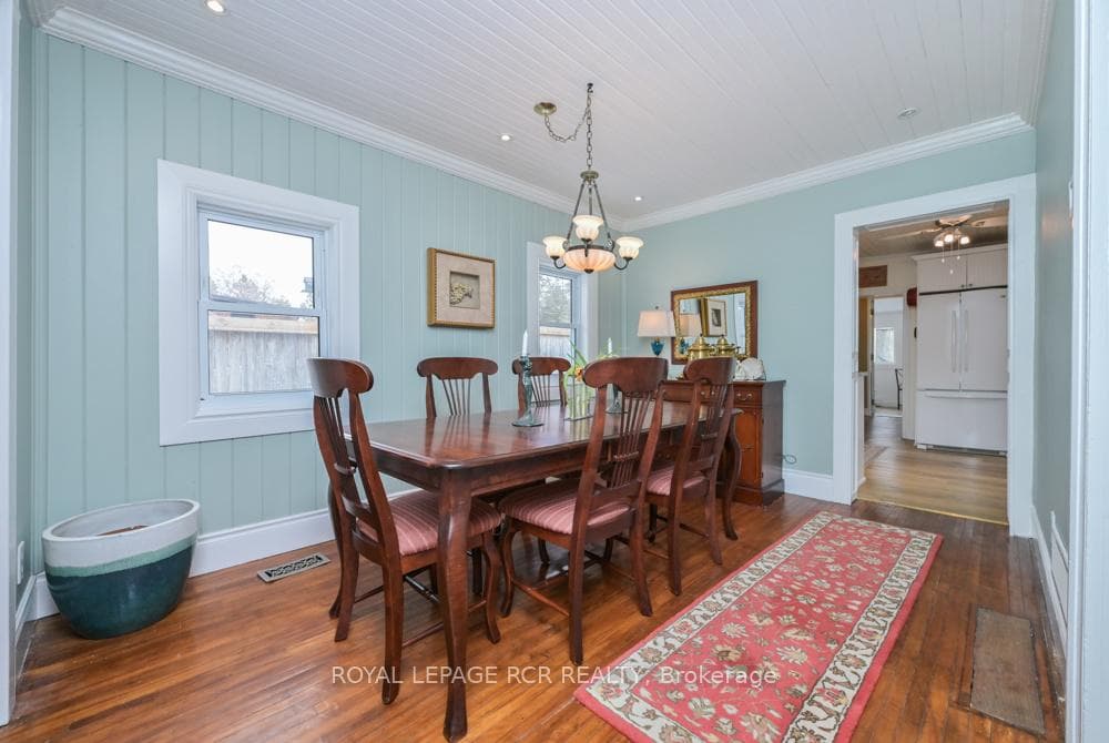 1429 Queen Street - Detached photo 9 of 28 in Caledon, Ontario