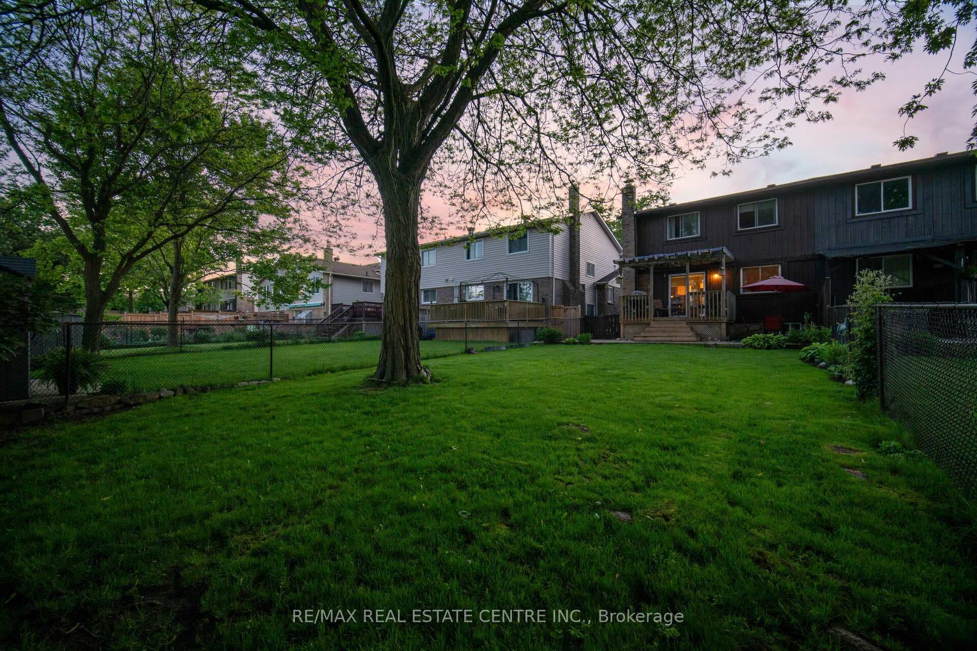 2800 Bucklepost Crescent - Semi-Detached photo 42 of 46 in Mississauga, Ontario