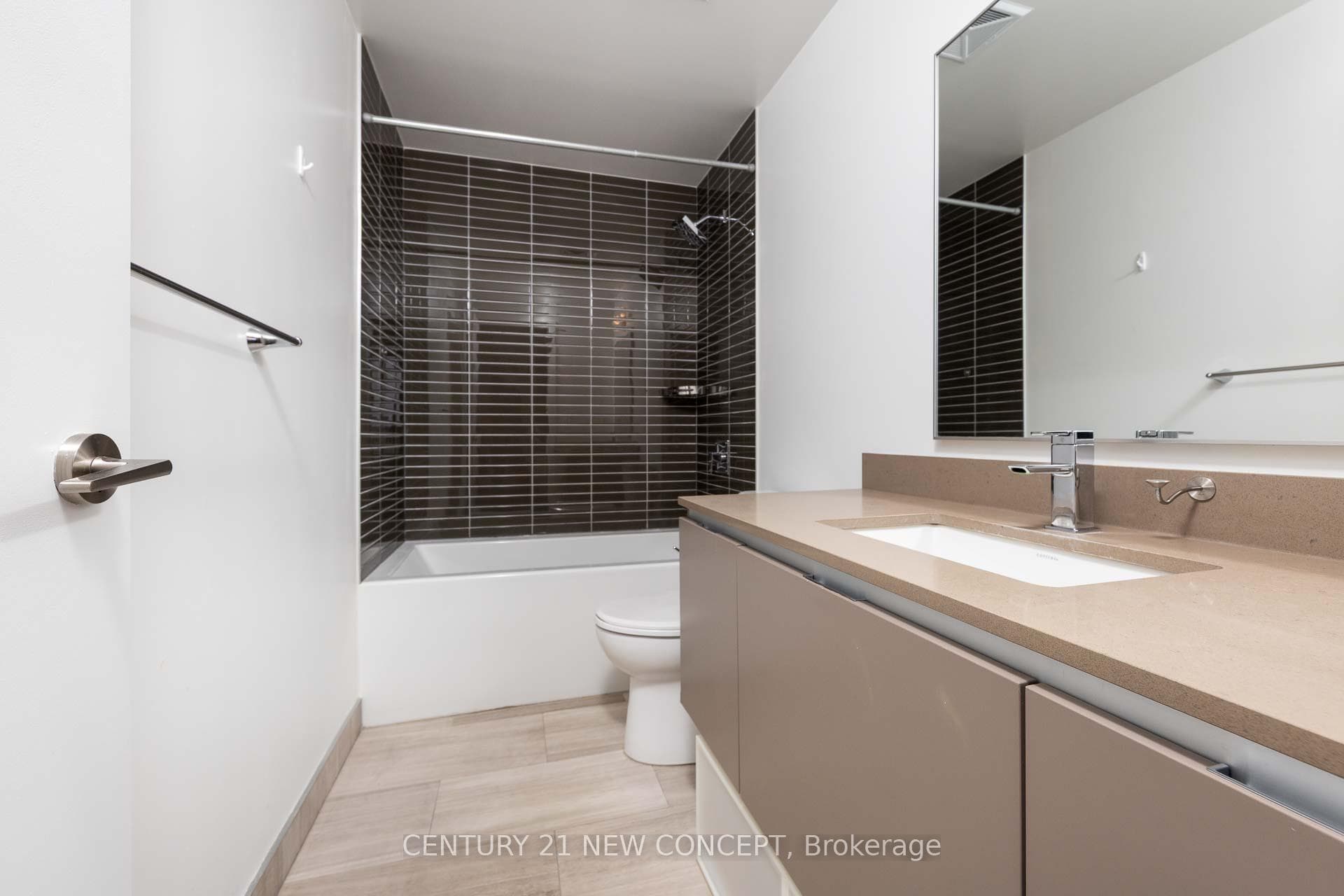 200 Bloor Street Unit 2606 - Condo photo 10 of 50 in Annex / Yorkville / Summerhill, Ontario