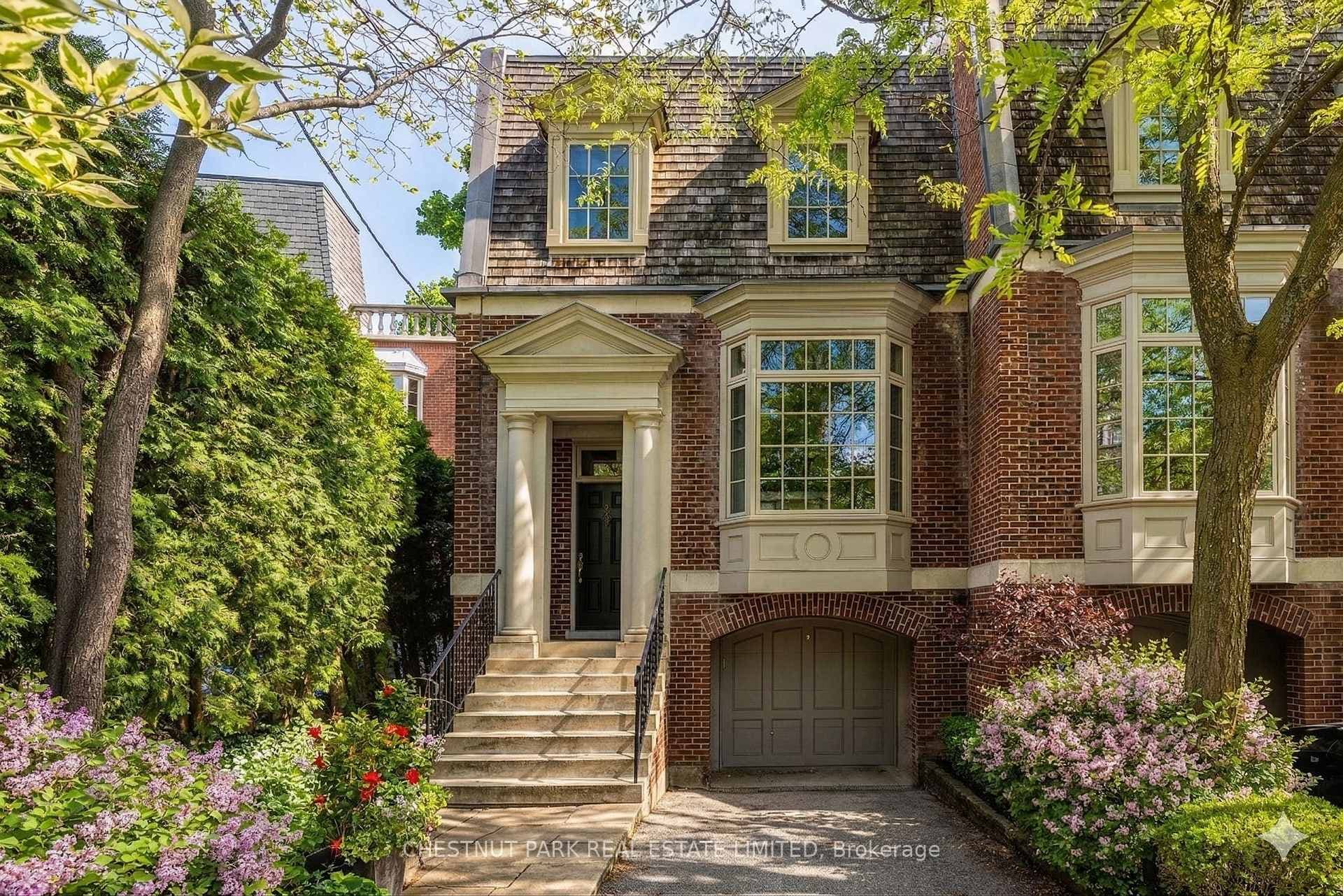 40 Summerhill Gardens - home for sale in Rosedale / Moore Park, Ontario