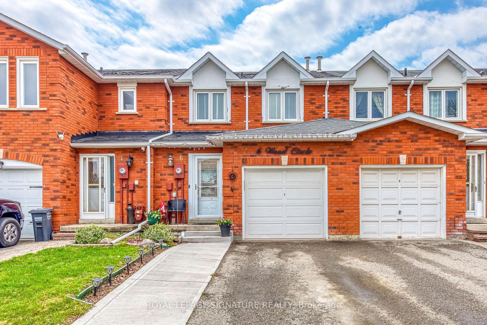 6 Wood Circle - home for sale in Caledon, Ontario