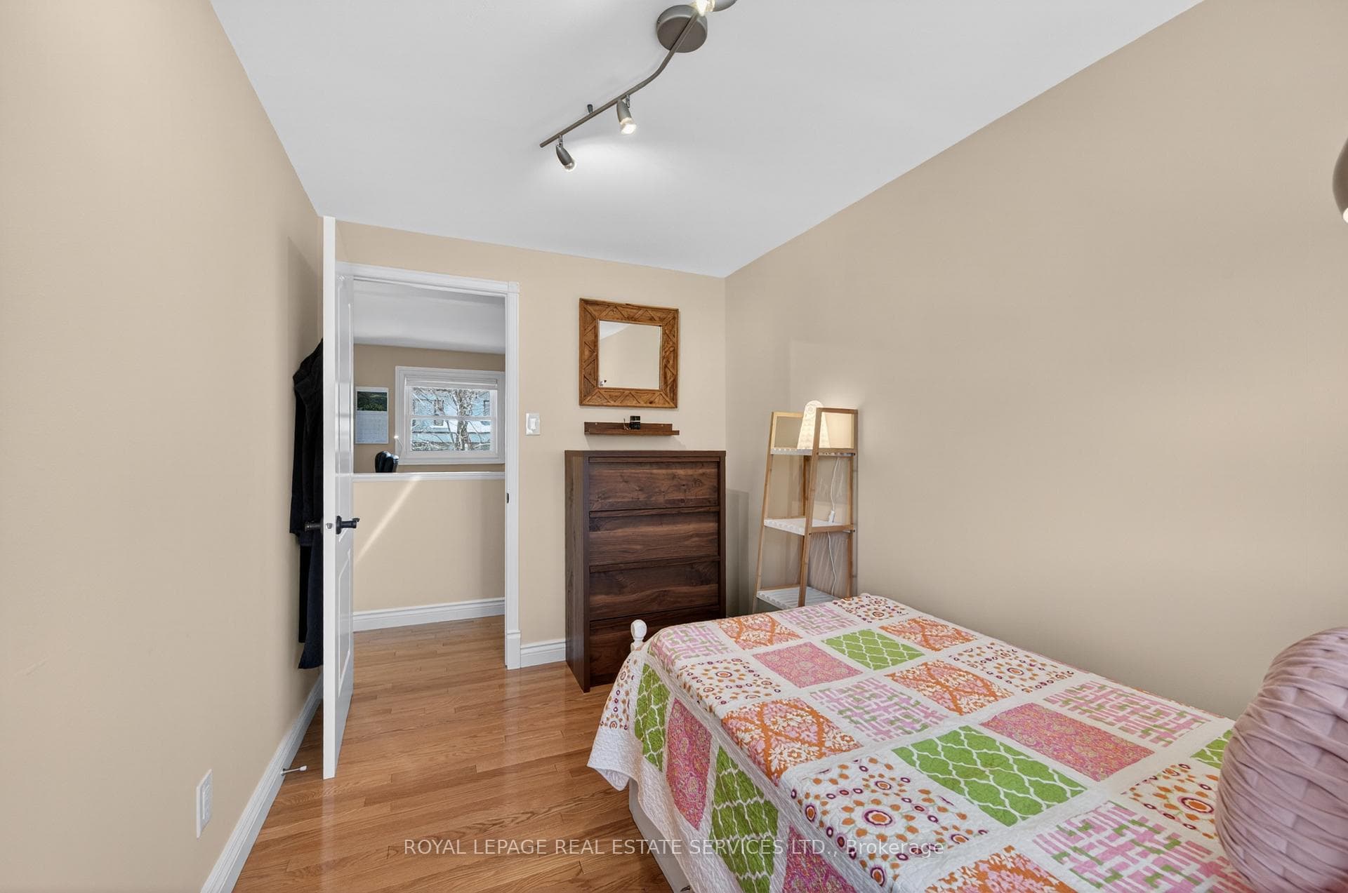 141 Oakdale Drive - Detached photo 27 of 50 in Oakville, Ontario