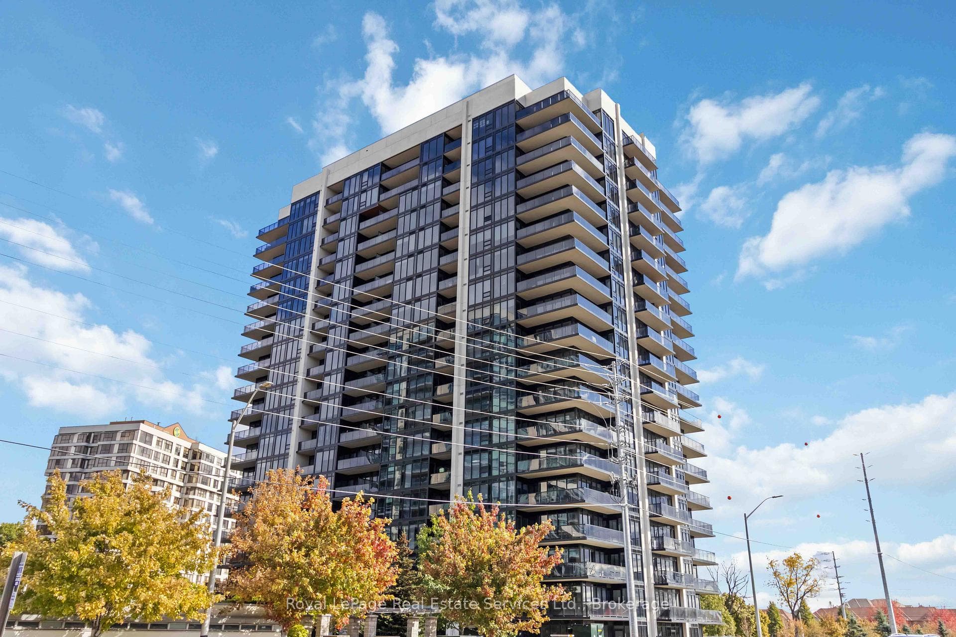 1035 Southdown Road Unit 601 - home for sale in Mississauga, Ontario