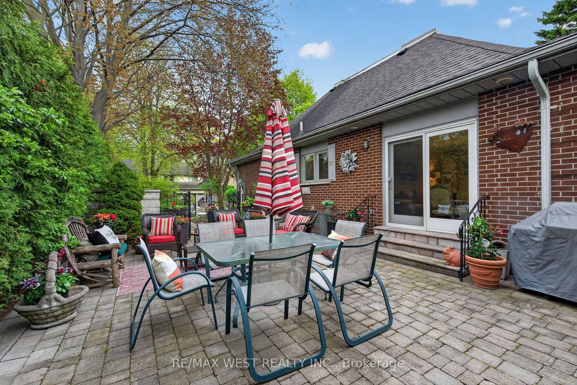16 Caravan Drive - Detached photo 46 of 49 in Don Mills / Parkwoods / Victoria Village, Ontario