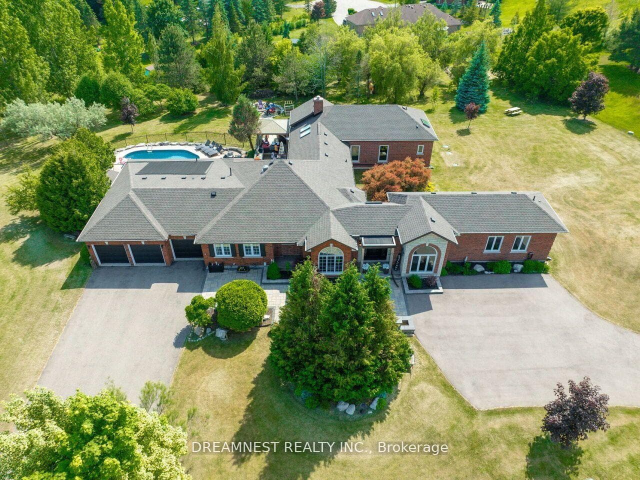 11132 MCFARLAND Court - Detached for sale in Scott, Ontario