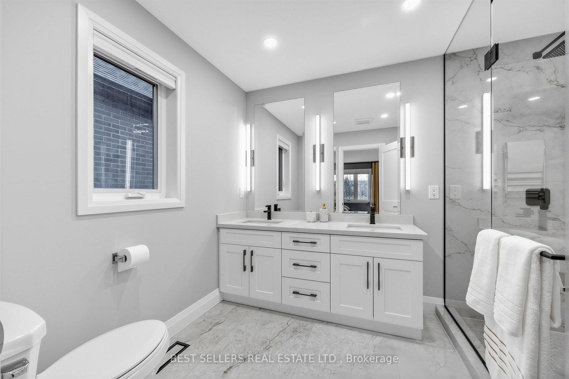 395 Klein Circle - Detached photo 23 of 38 in Hamilton, Ontario