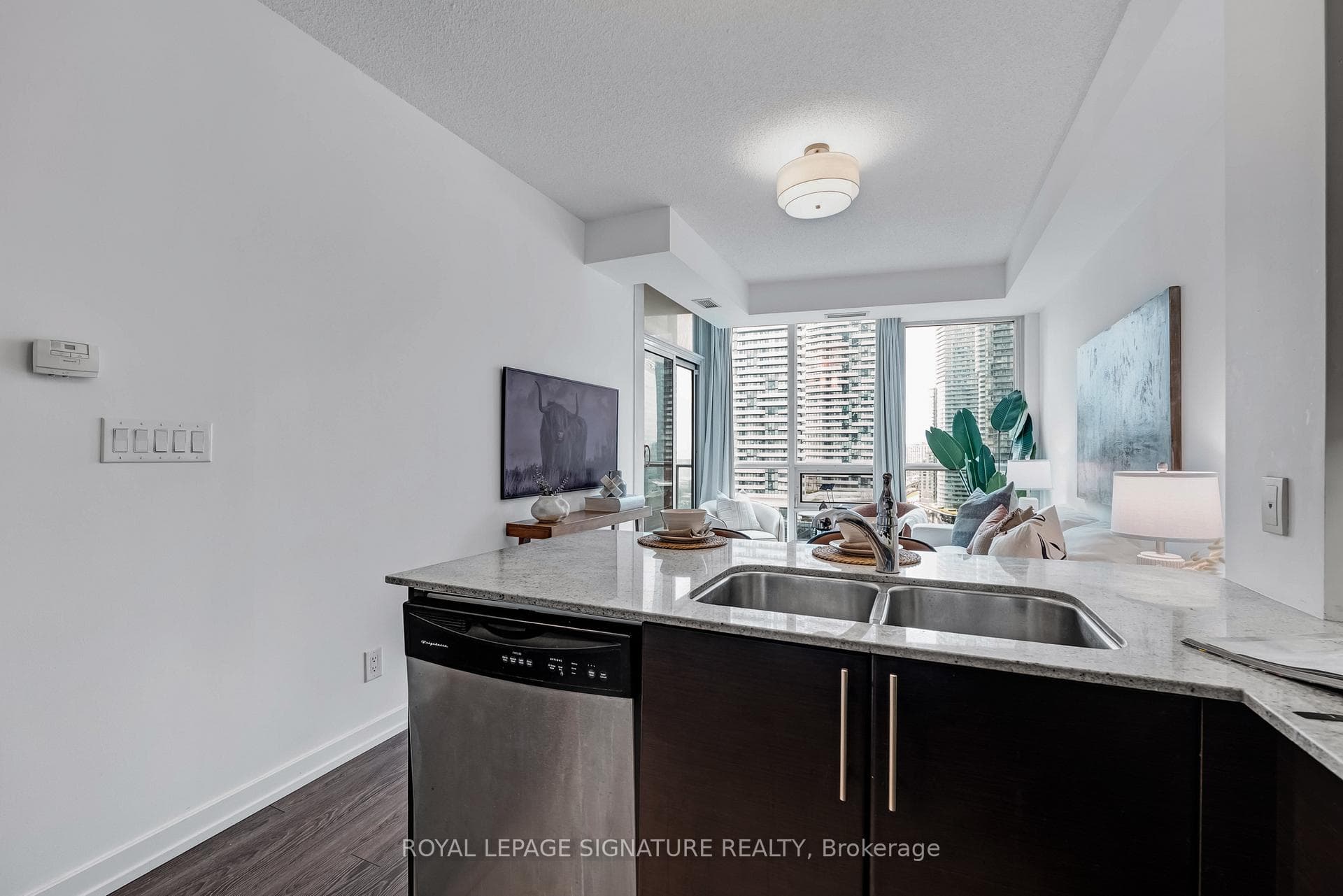 18 Harbour Street Unit 1801 - Condo photo 12 of 35 in Downtown Toronto / Waterfront, Ontario