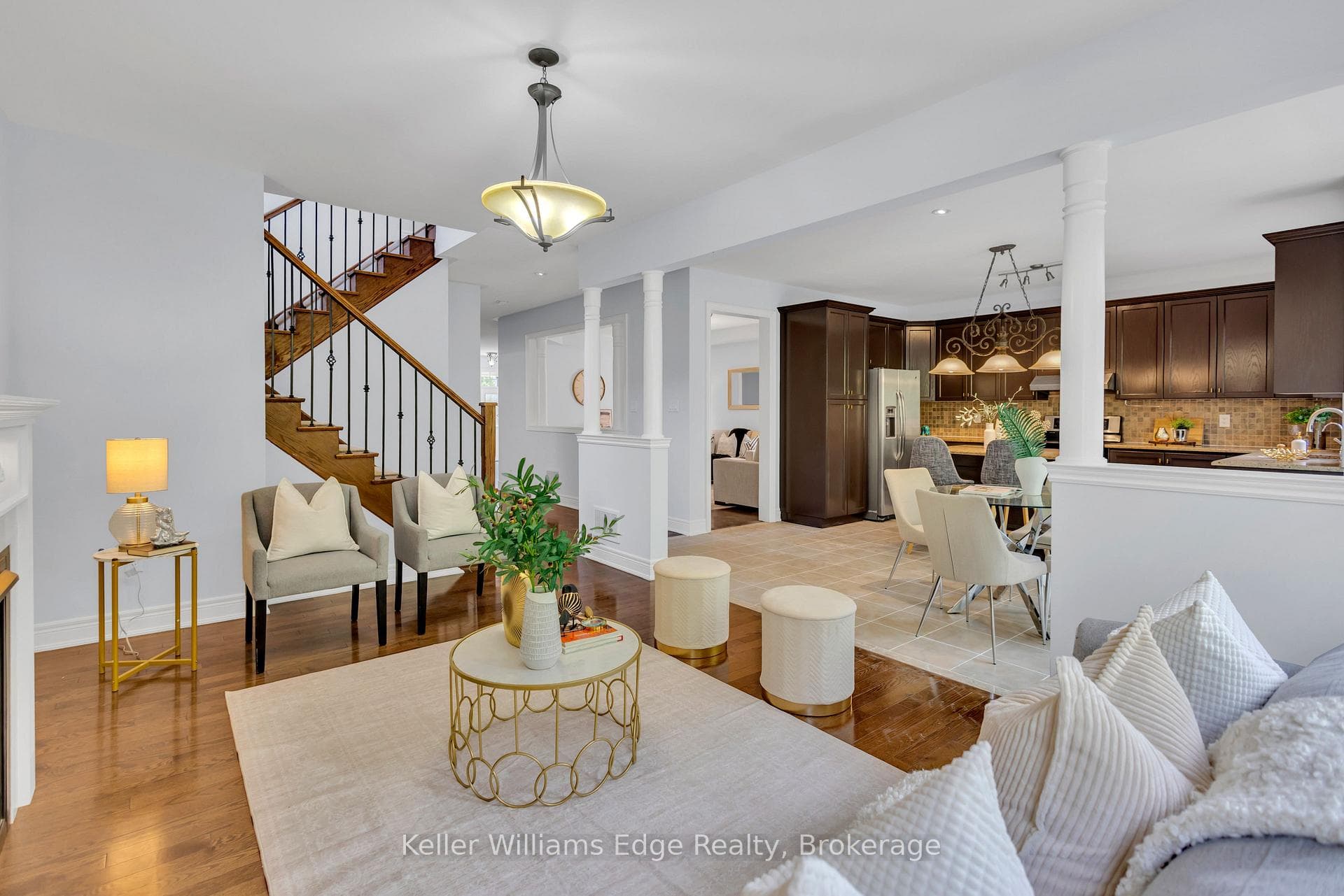 2241 Adirondak Trail - Detached photo 15 of 50 in Oakville, Ontario