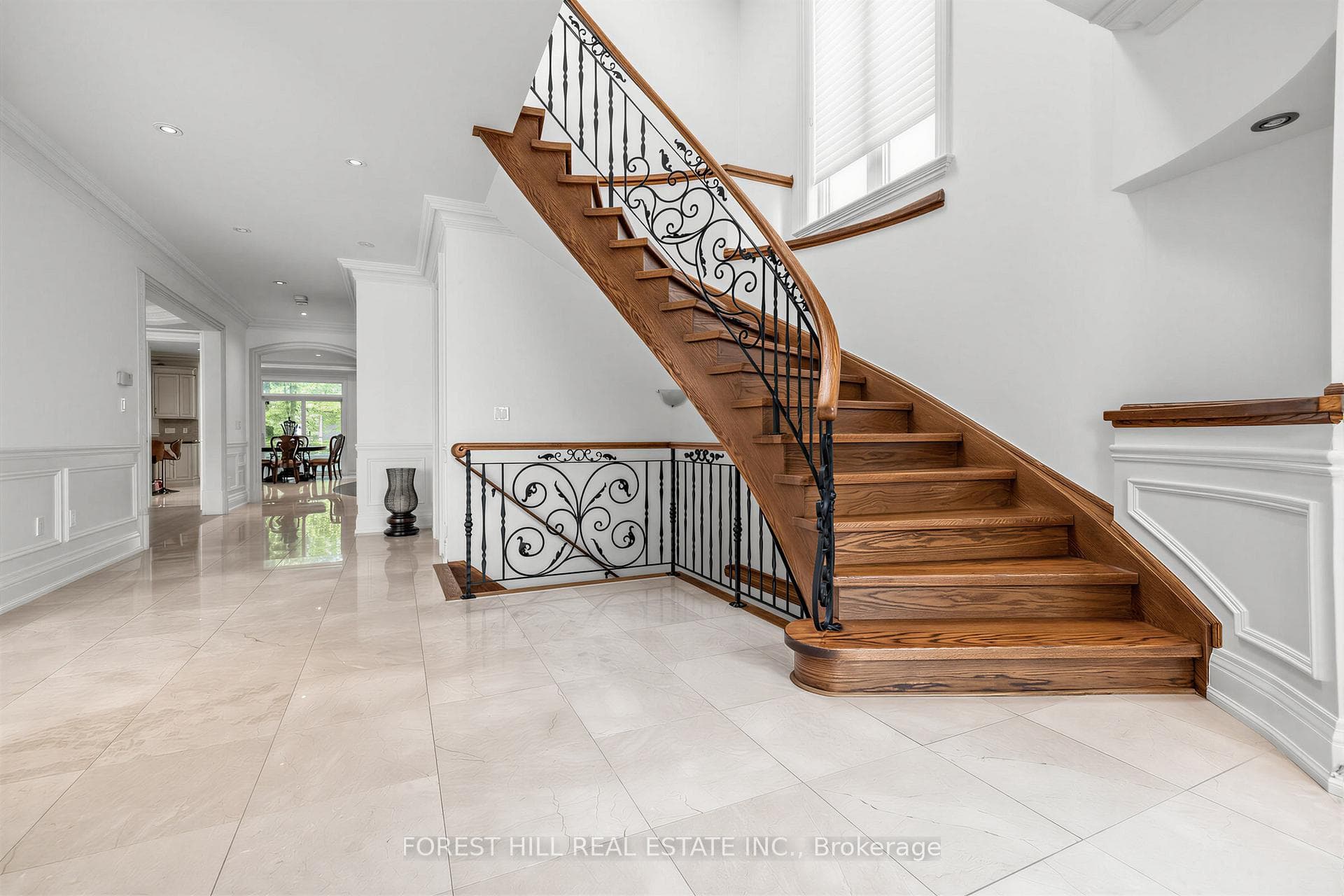 131 Estelle Avenue - Detached photo 4 of 40 in Willowdale / Newtonbrook, Ontario