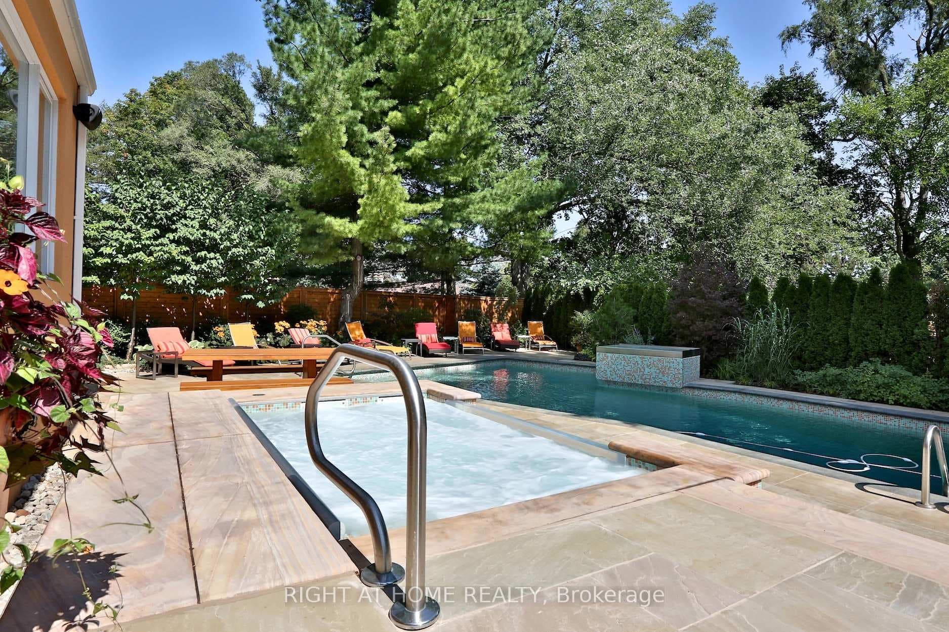 1 Friars Lane - Detached photo 44 of 50 in Etobicoke (Islington / Rexdale), Ontario