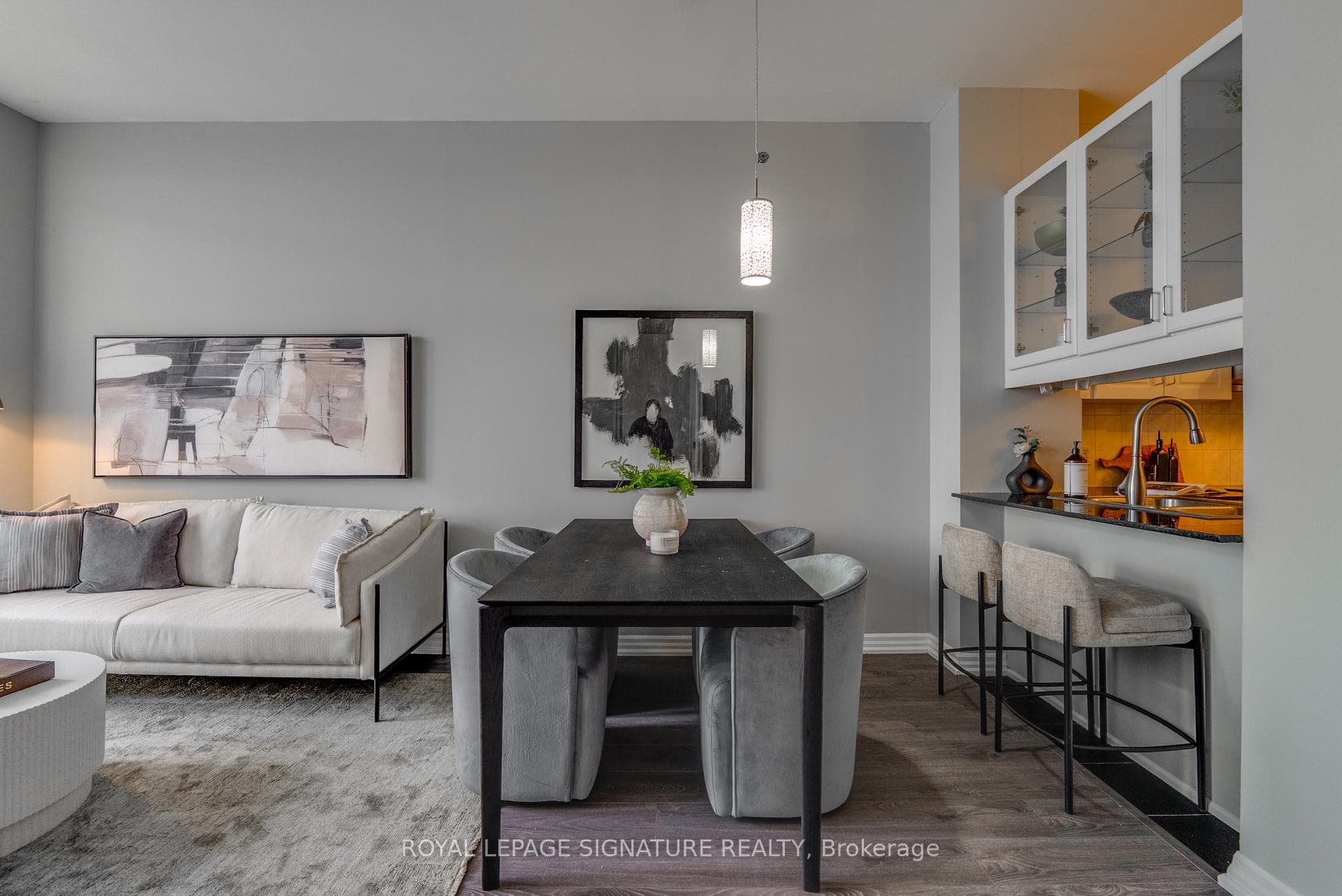 797 Don Mills Road Unit 904 - Condo photo 5 of 26 in Flemingdon Park / Don Mills, Ontario