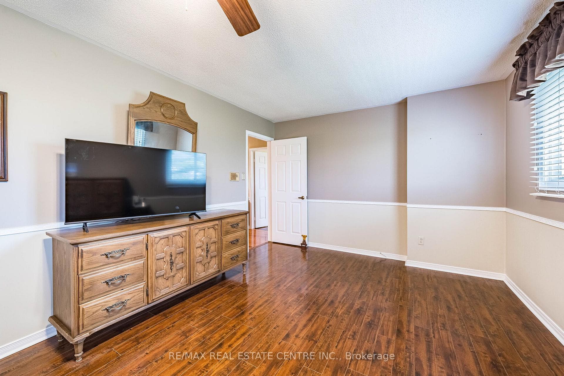 19 Mossbank Drive - Detached photo 24 of 47 in Brampton, Ontario