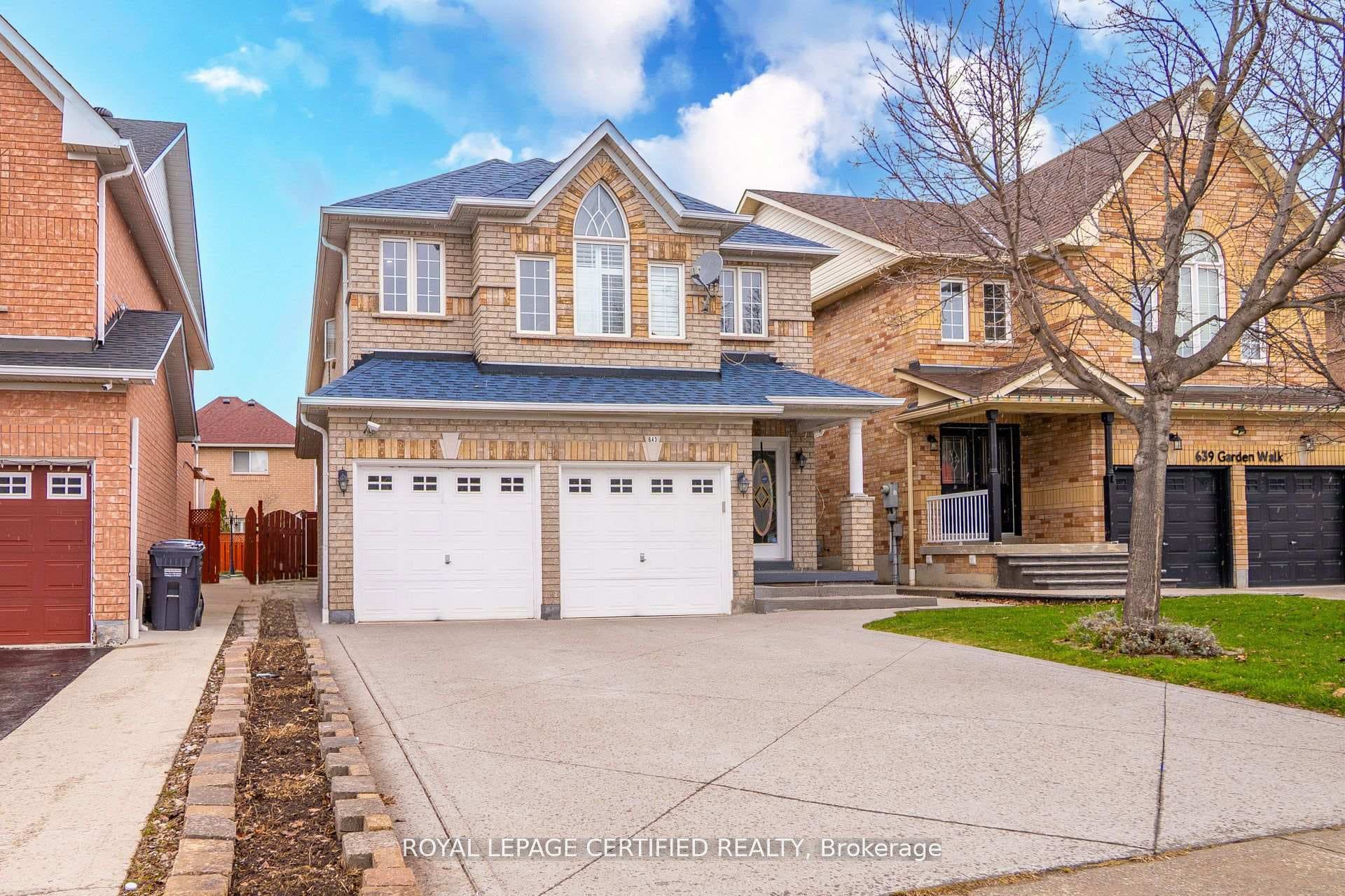 643 Garden Walk - Detached photo 1 of 50 in Mississauga, Ontario