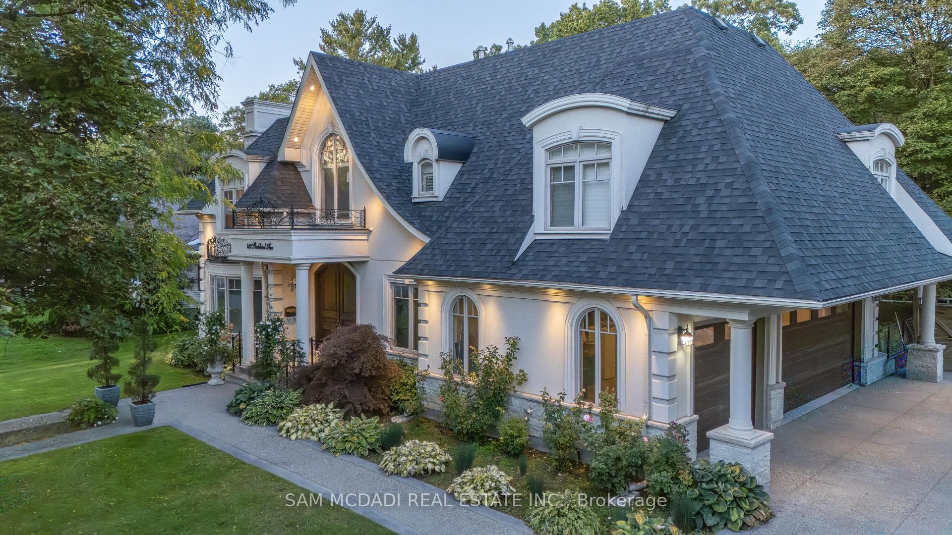 883 Parkland Avenue - New Construction photo 2 of 50 in Mississauga, Ontario