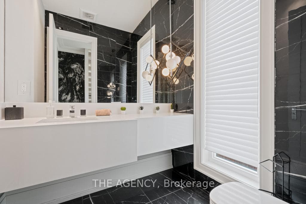 8 Frivick Court - Detached photo 23 of 47 in Willowdale / Newtonbrook, Ontario