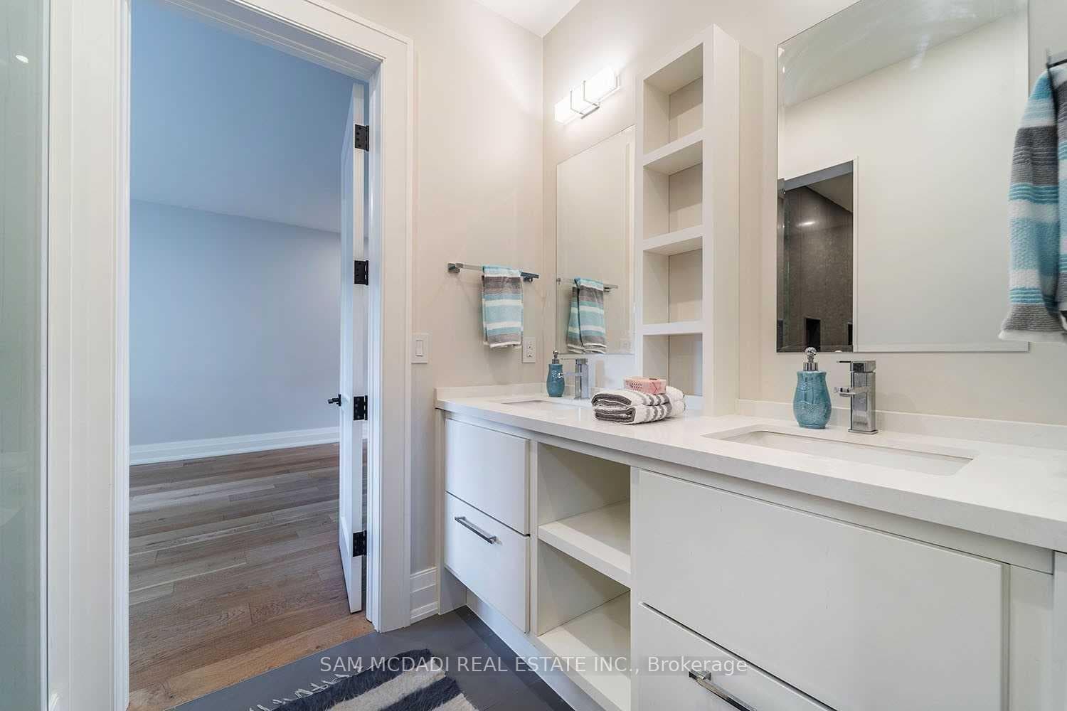 584 Fourth Line - New Construction photo 26 of 50 in Oakville, Ontario