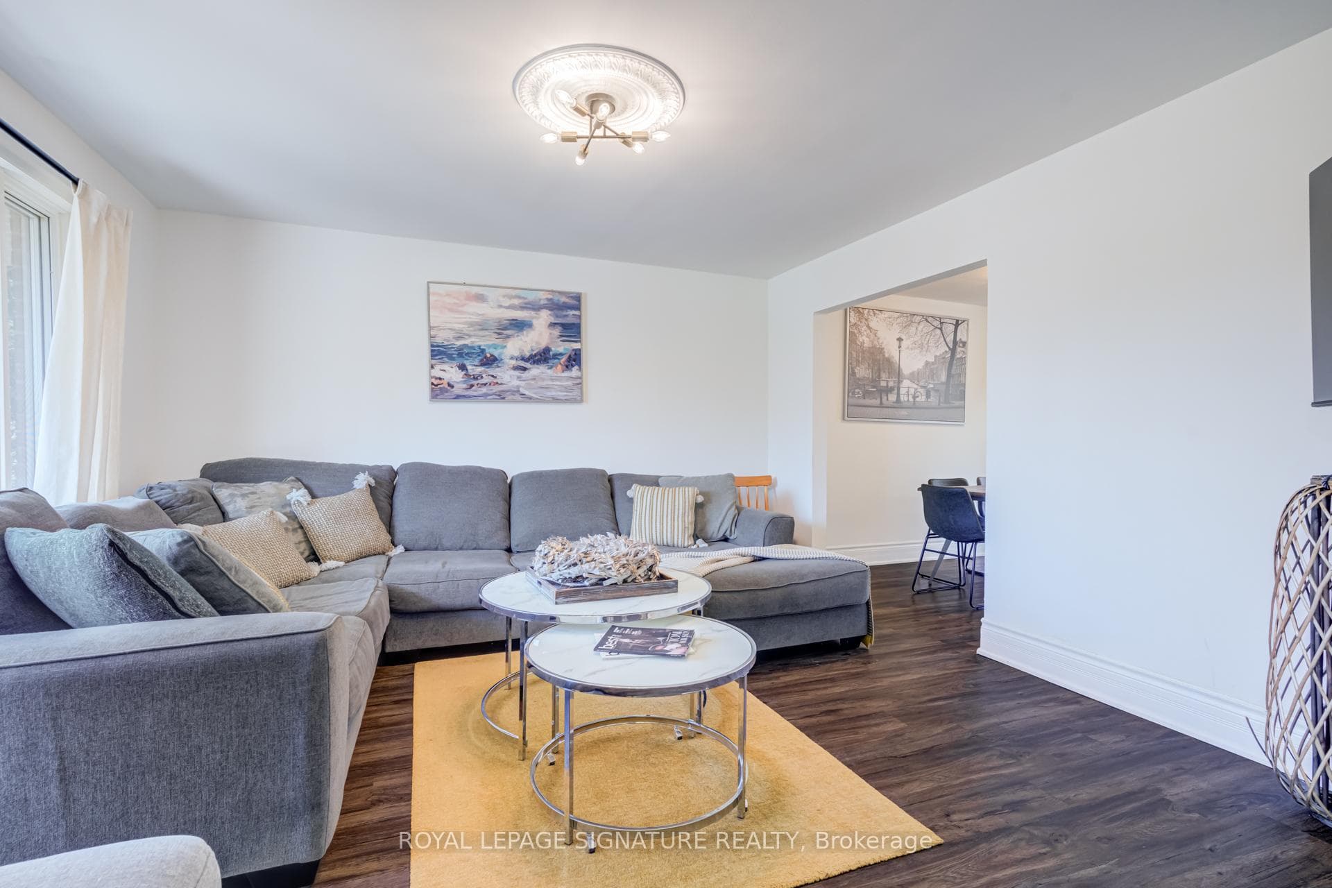 411 Maplehurst Avenue - Detached photo 8 of 31 in Oakville, Ontario