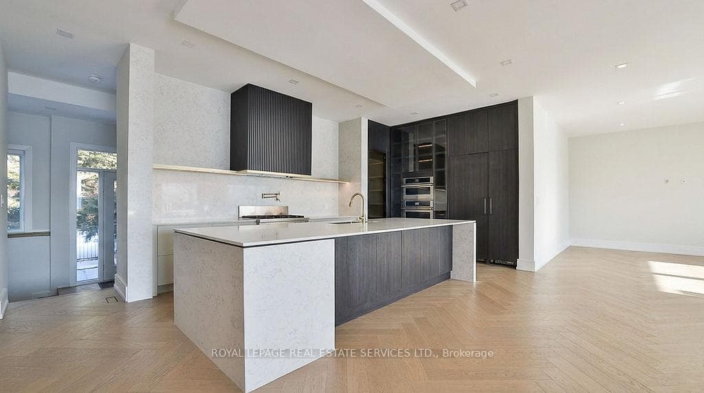 100 Appleby Place - Detached photo 15 of 46 in Burlington, Ontario