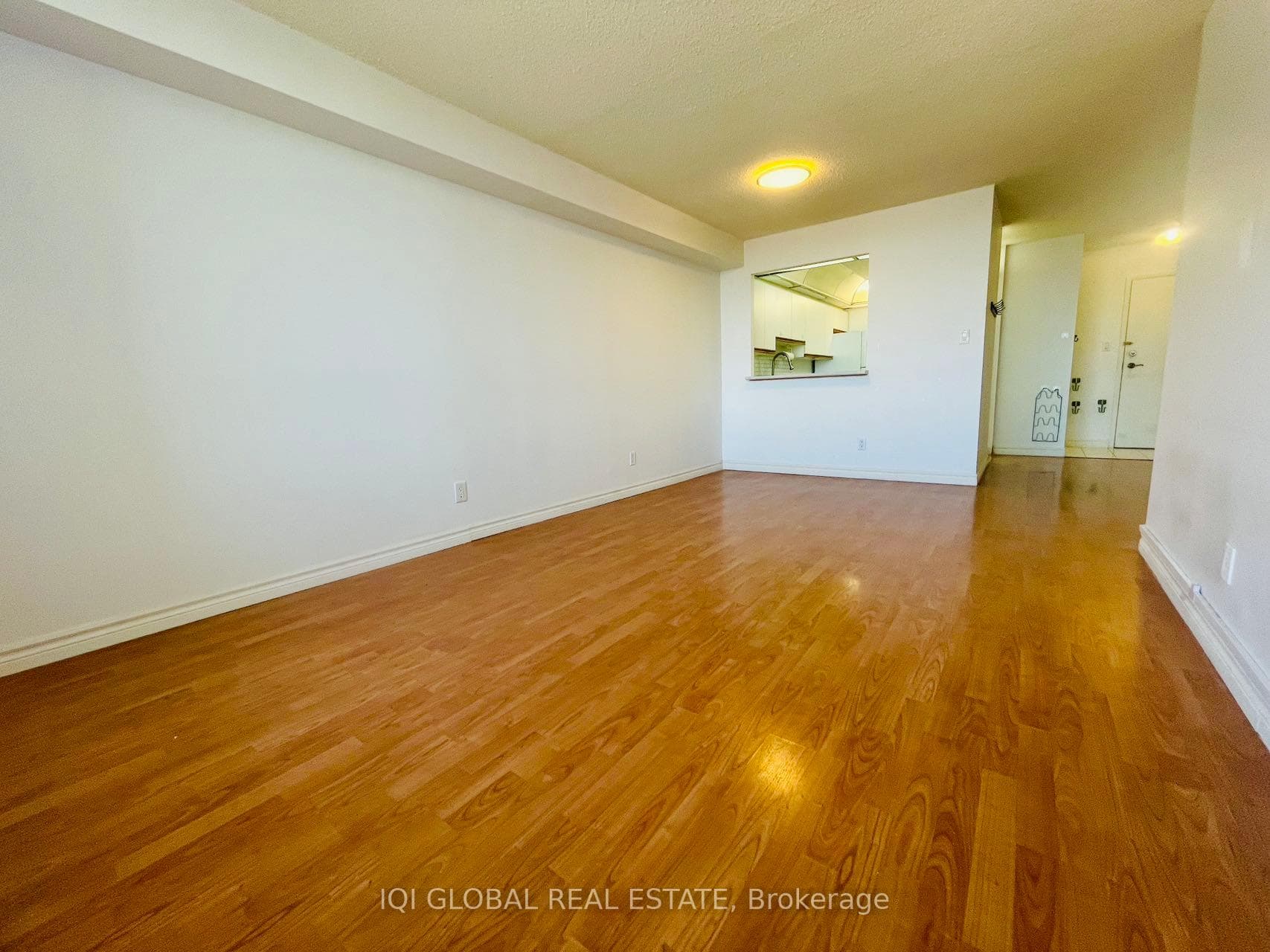 75 Bamburgh Circle Unit 1615 - Condo photo 7 of 24 in Scarborough Village / Eglinton East, Ontario