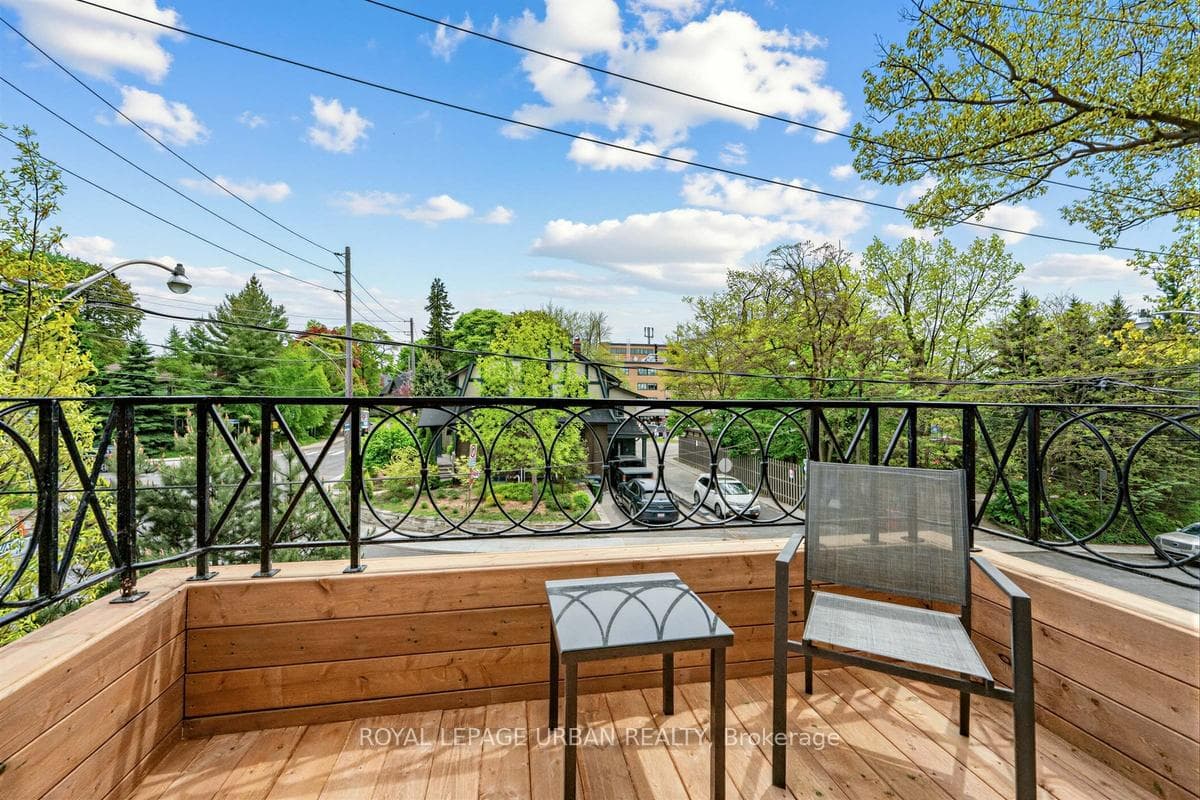 44 Austin Terrace - Semi-Detached photo 21 of 41 in Annex / Yorkville / Summerhill, Ontario