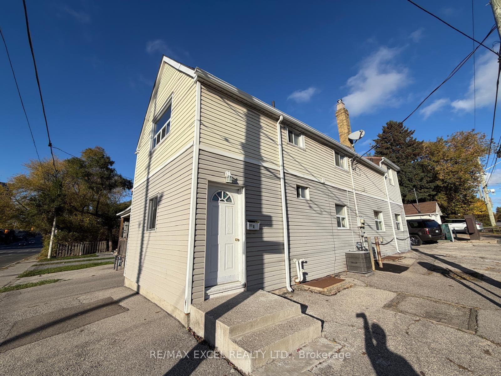 515 Warden Avenue Unit #Upper - Detached photo 2 of 11 in Birch Cliff / Cliffside, Ontario