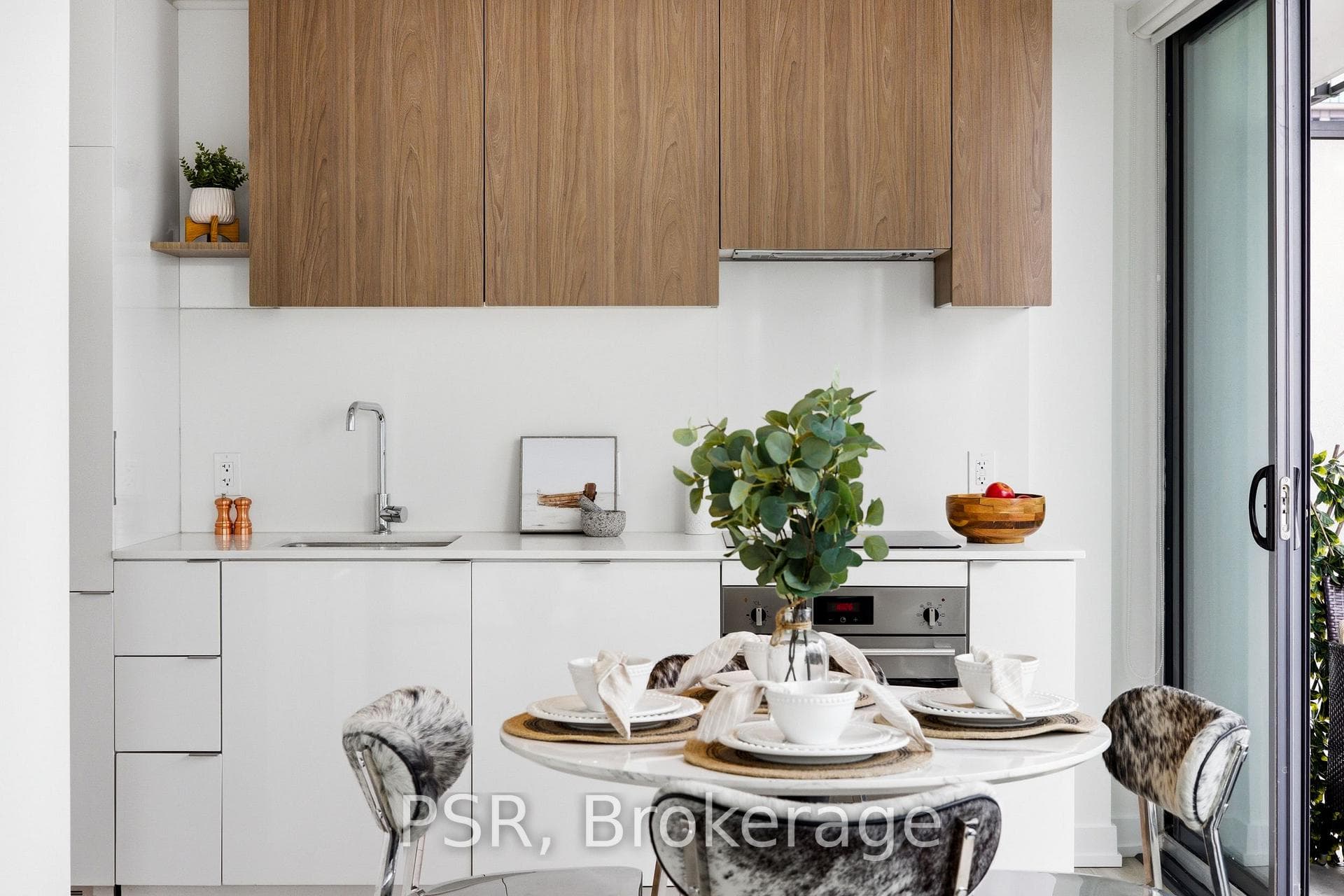161 Roehampton Avenue Unit 2005 - Condo photo 12 of 25 in Leaside / Davisville, Ontario