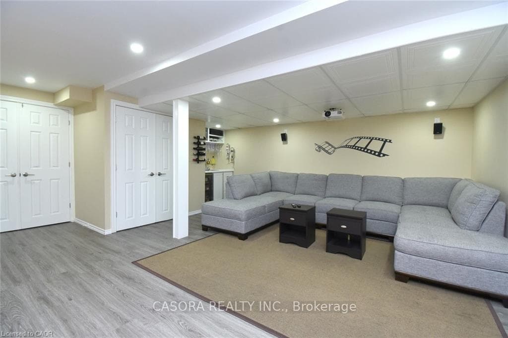2229 WALKERS Line Unit 9 - Condo photo 34 of 46 in Burlington, Ontario