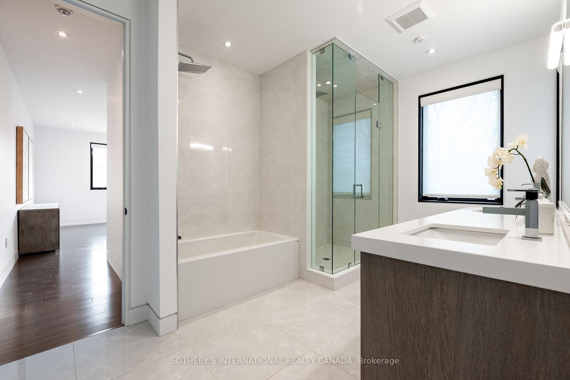 1388 Acton Crescent - Detached photo 31 of 50 in Oakville, Ontario