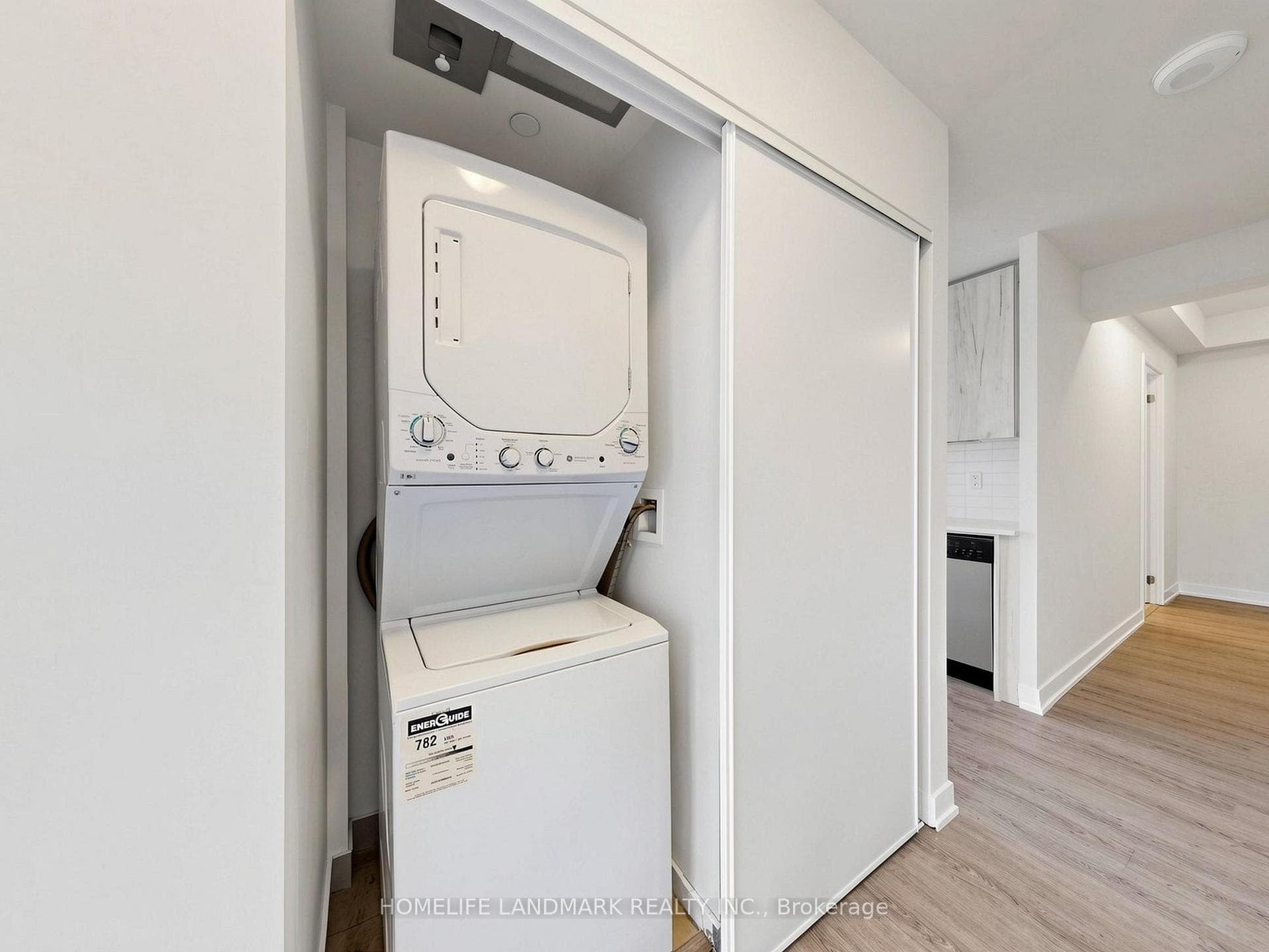1350 Kingston Road Unit 209 - Condo photo 18 of 26 in Birch Cliff / Cliffside, Ontario