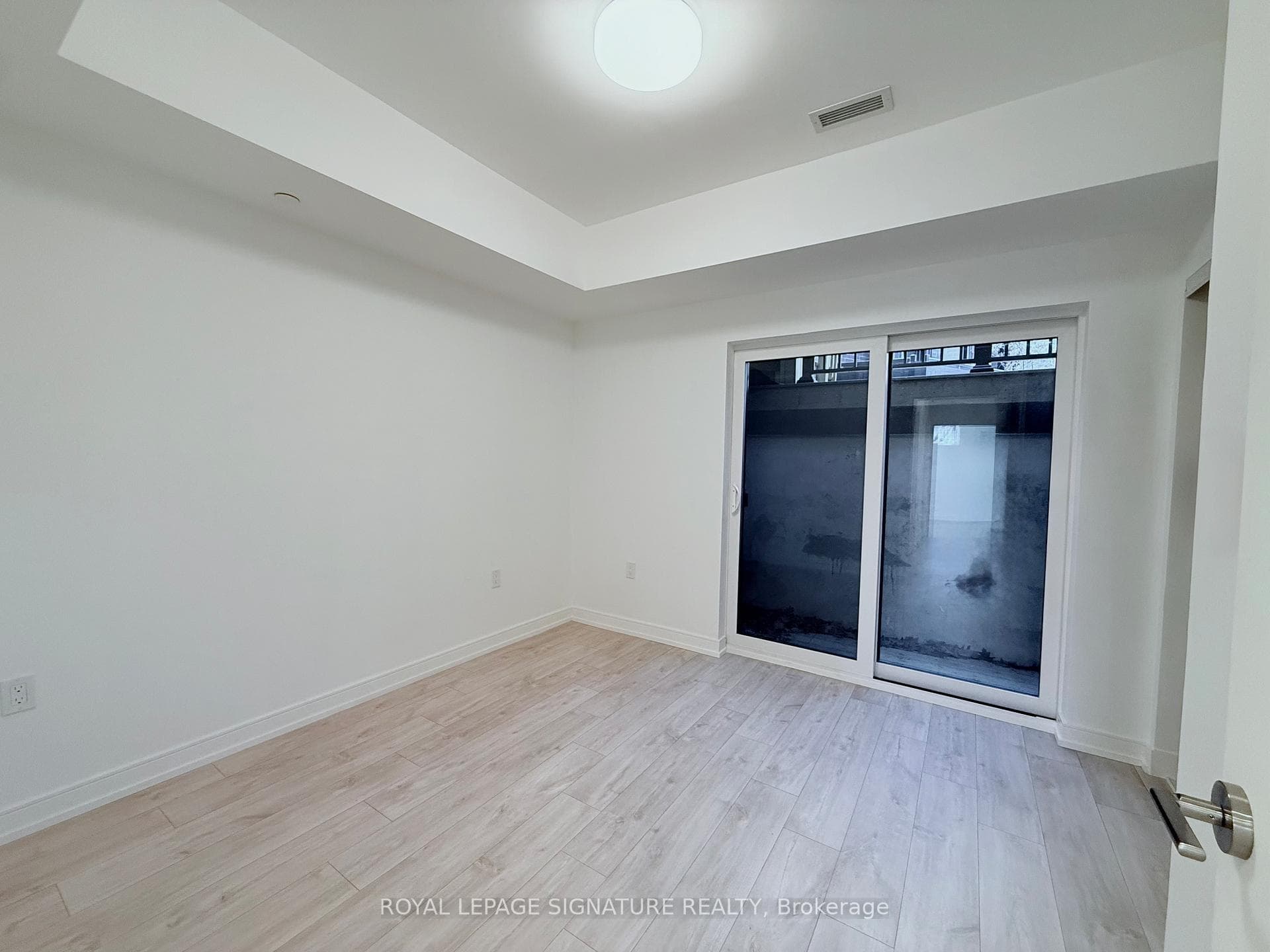 168 Clonmore Drive Unit 13 - Condo photo 10 of 21 in Birch Cliff / Cliffside, Ontario