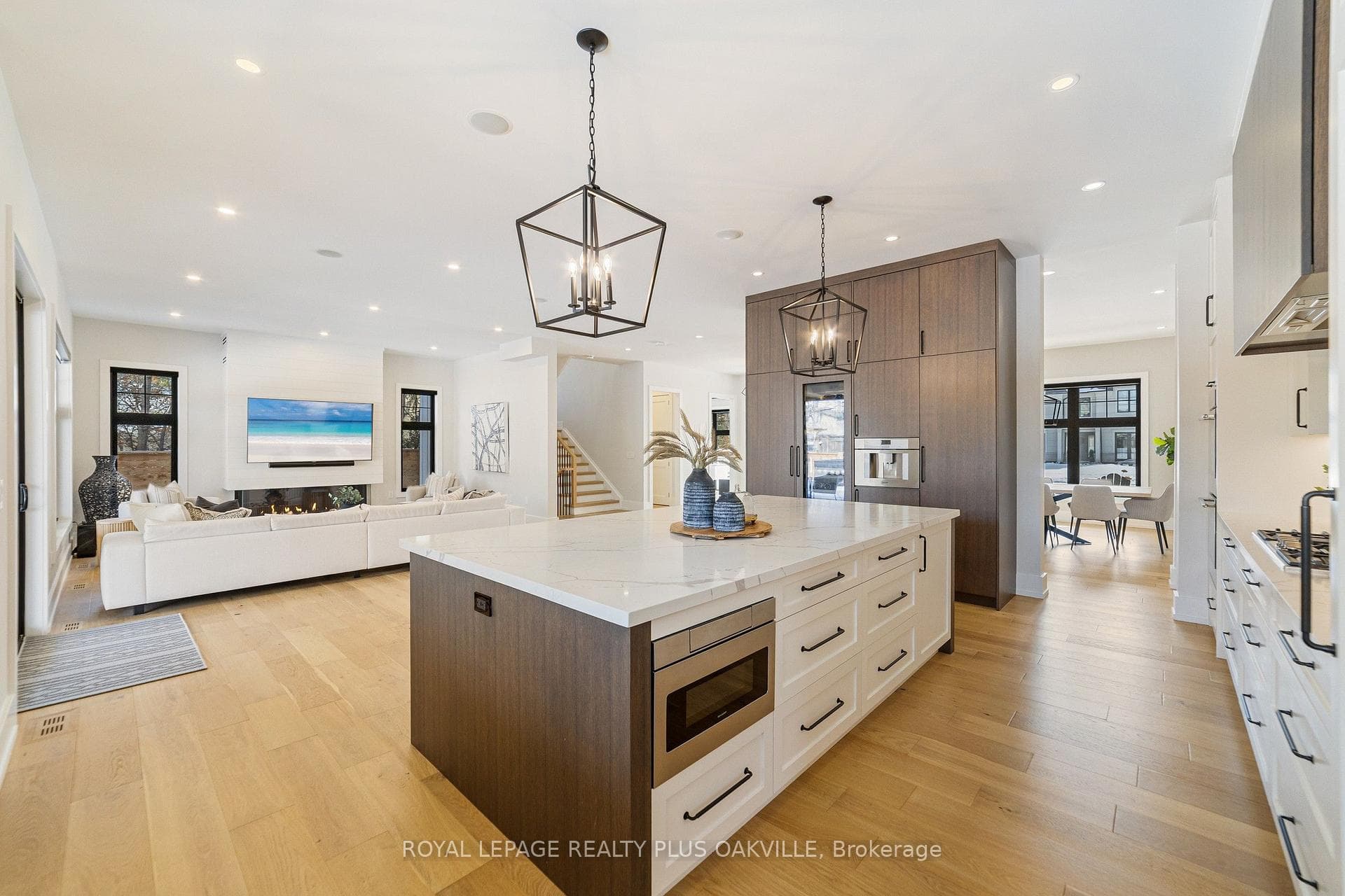 2057 Salvator Boulevard - Detached photo 19 of 50 in Oakville, Ontario